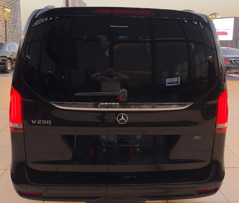 Mercedes-Benz V 250 2022 AMG