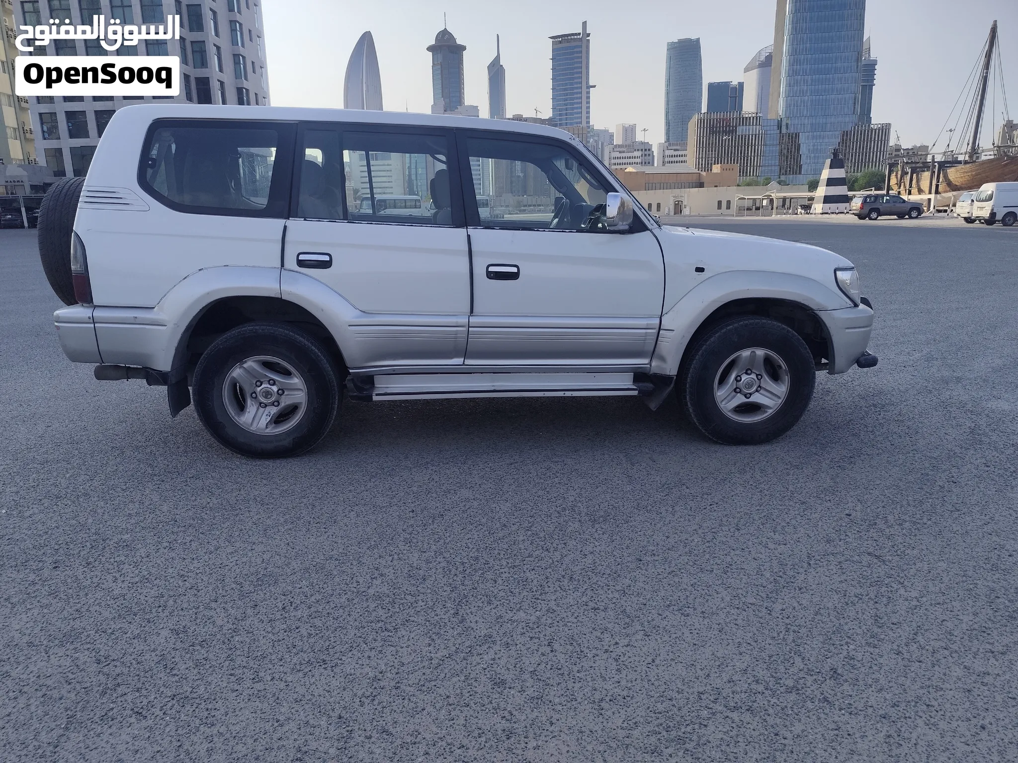للبيع سياره تويوتا برادو موديل 2002 بيمه 4شهور السعر 500 قابل للتفاوض
