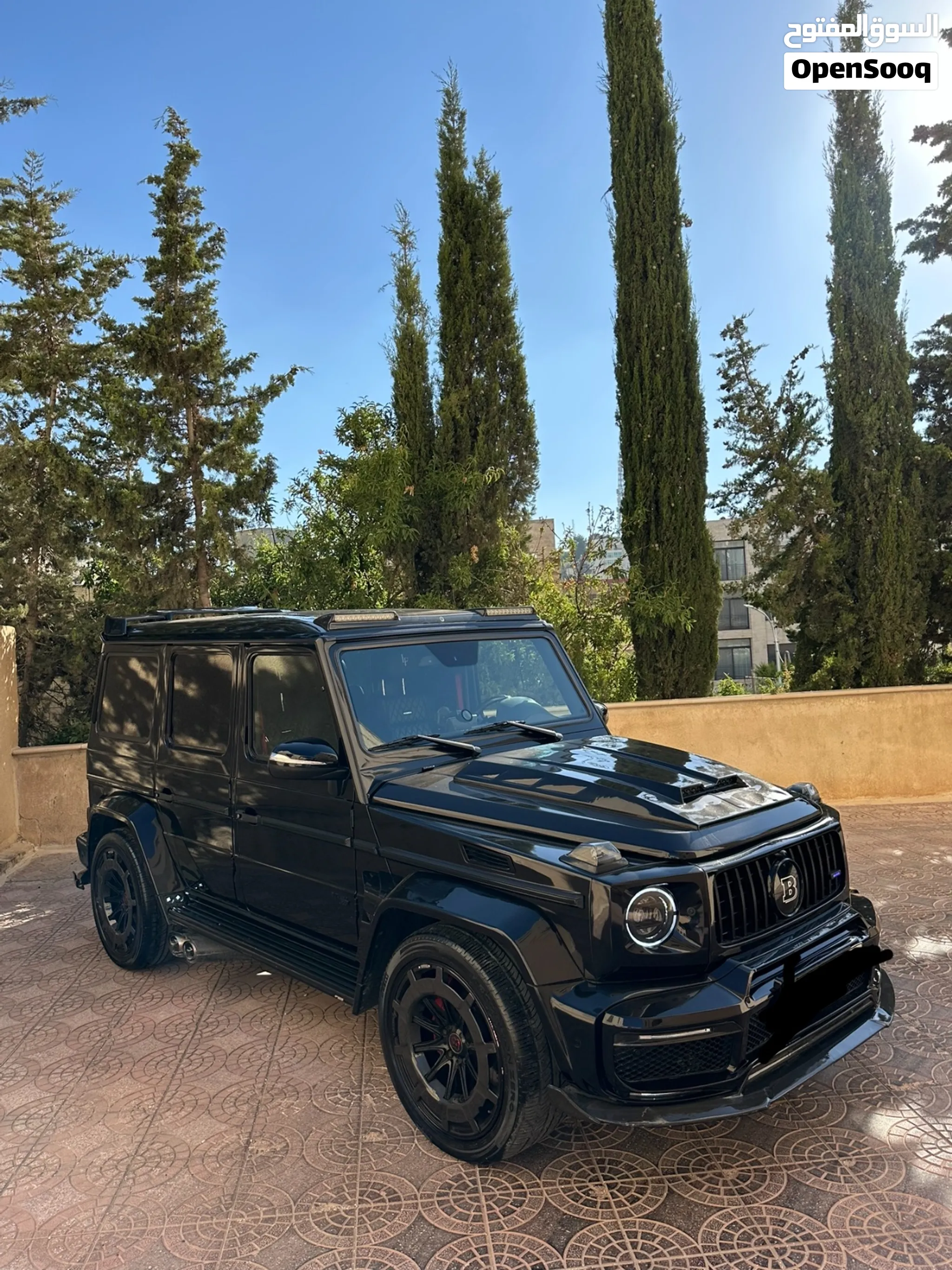 مرسيدس جي كلاس G63 AMG اصلي موديل 2015 بحالة الوكالة Brabus rocket kit ممشى قليل جدا