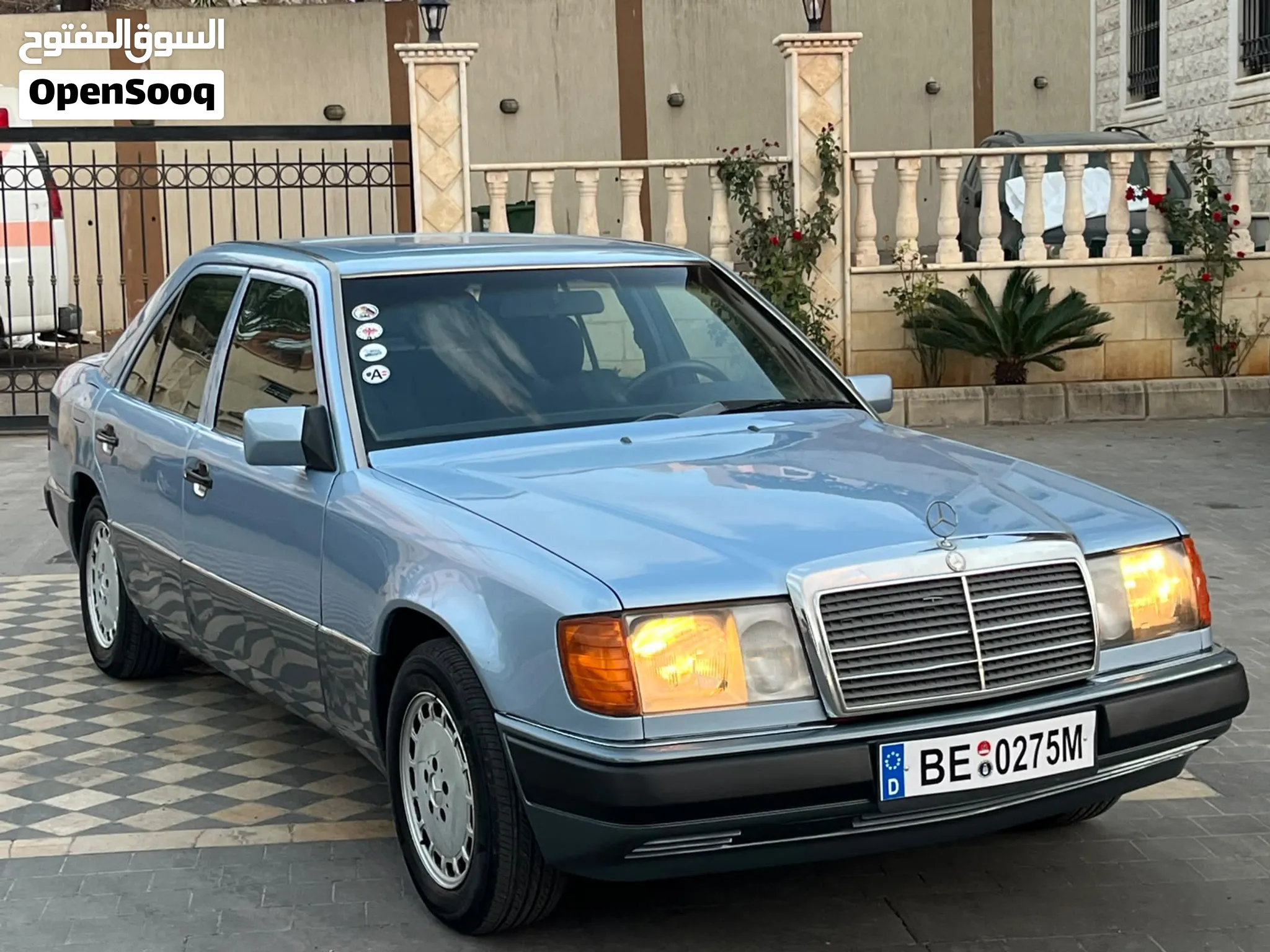 Mercedes benz E300 model 1992 سيارة نظيفة جدا Super clean