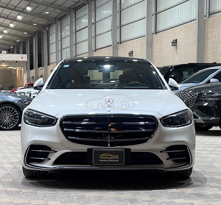 مرسيدس S500 مايباخ 2022 للبيع الرياض