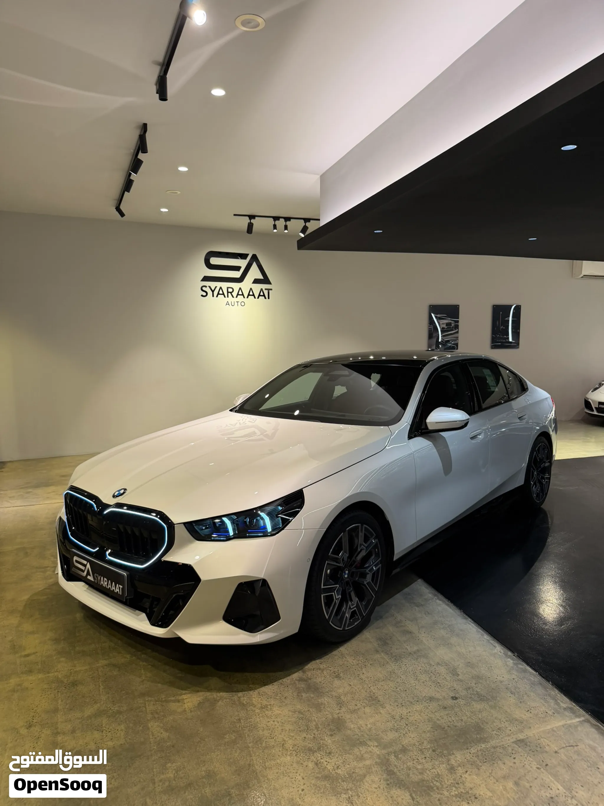 BMW 520i (5 Series)