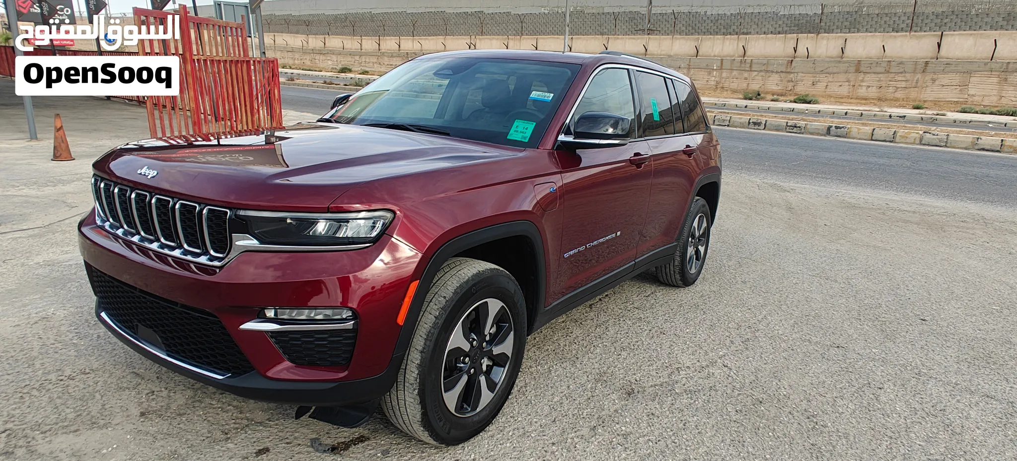jeep grand Cherokee 2023 clean title hybrid plug in
