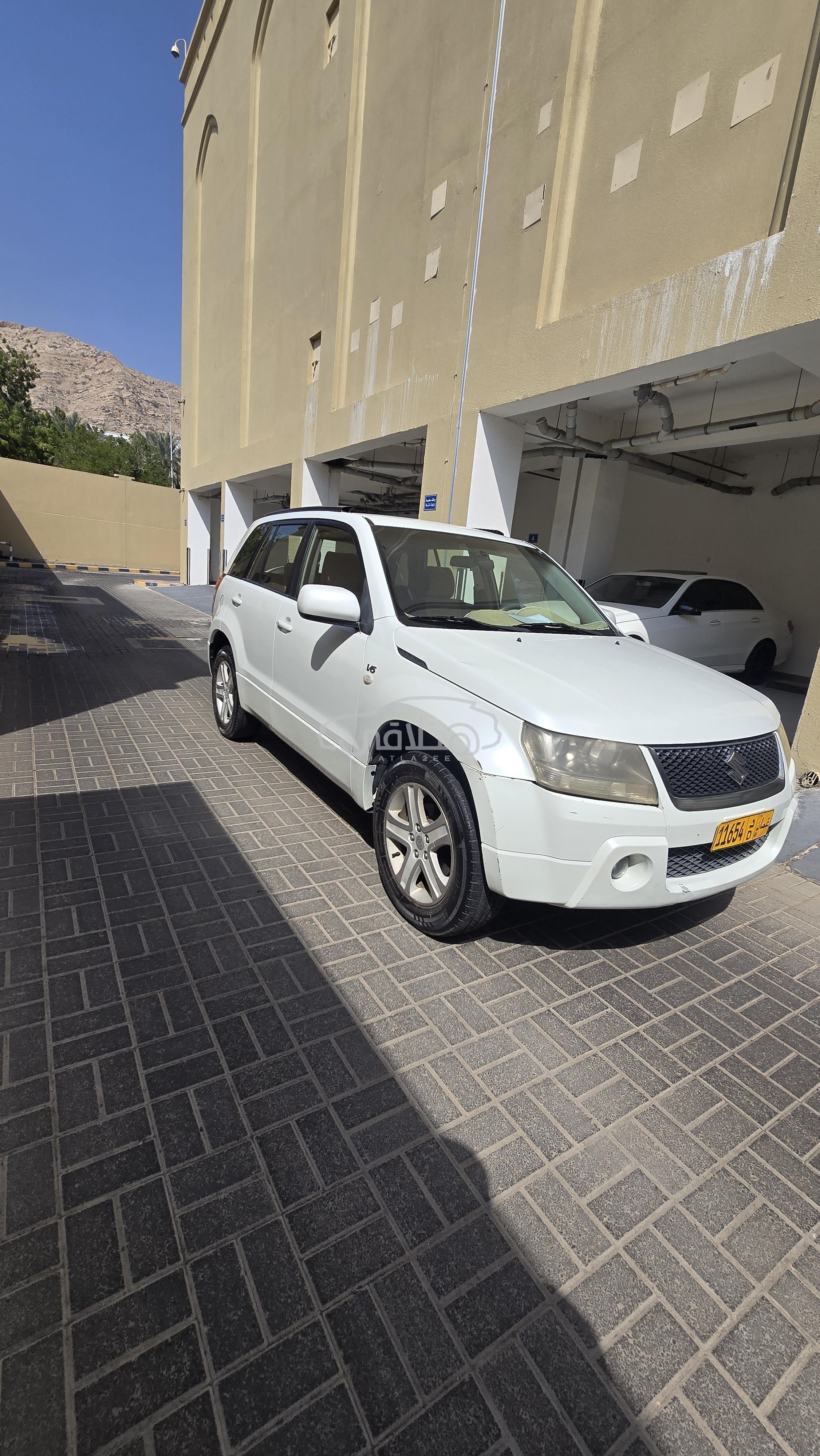 سوزوكى فيتارا 2008 للبيع روي