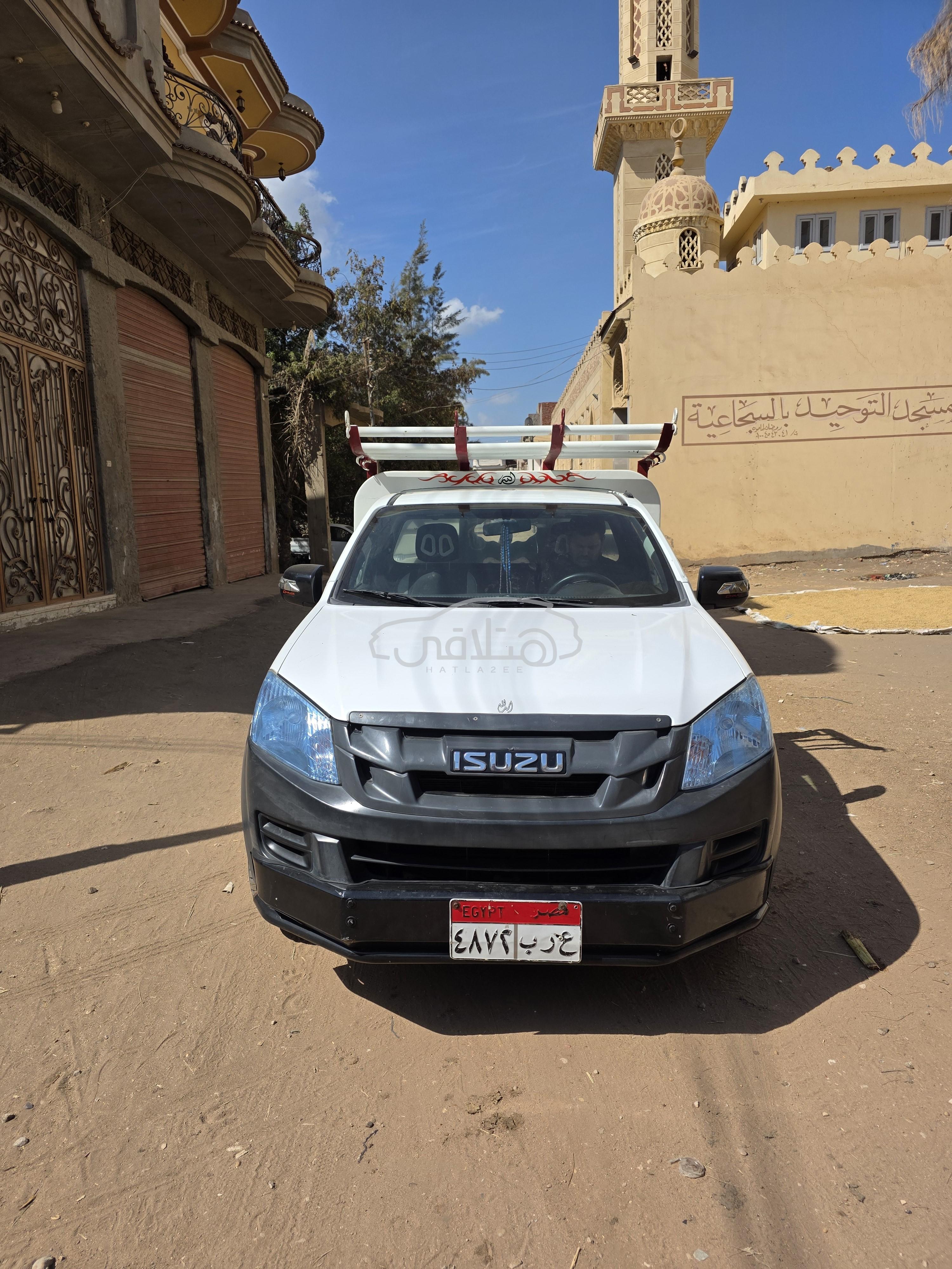 ايسوزو دى ماكس 2015 للبيع طنطا