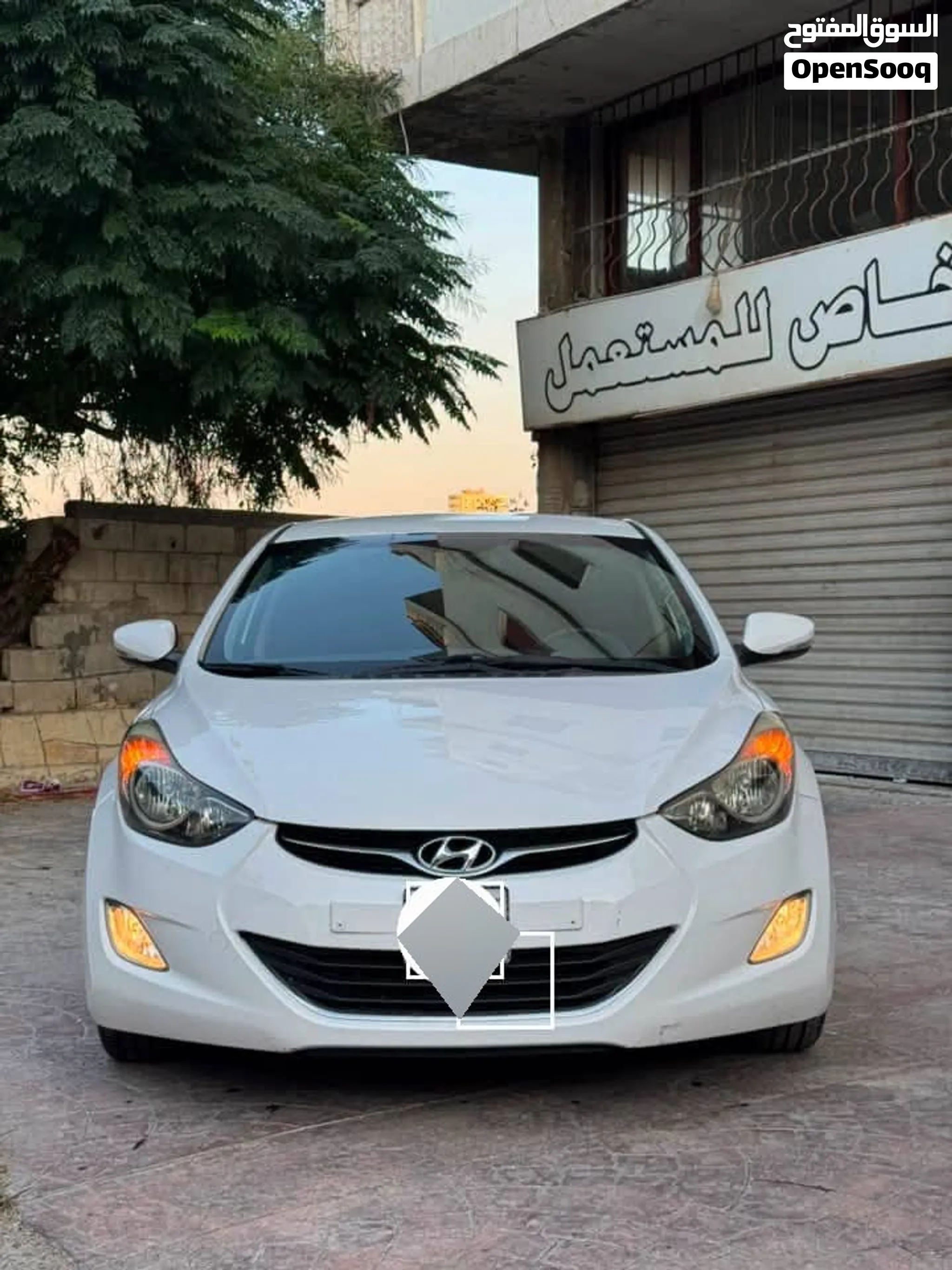 هيونداي افانتي مديل 2012 للبيع