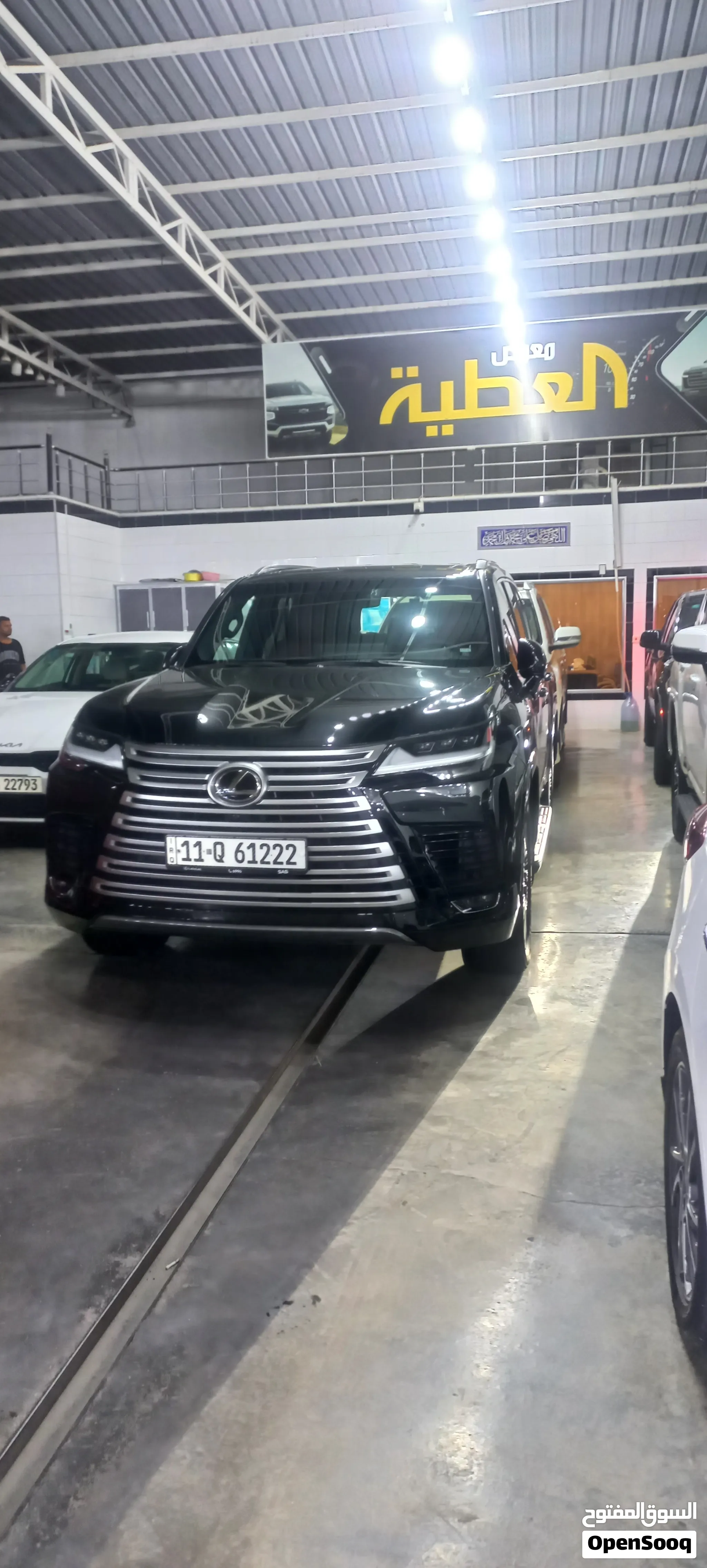 LX600 بلاتينيوم موديل 2024