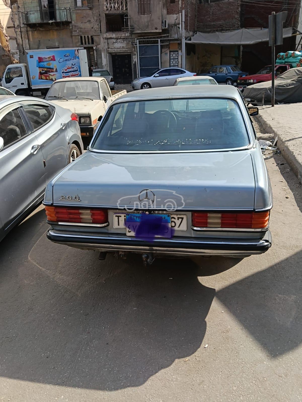 مرسيدس 200 1981 للبيع الزقازيق