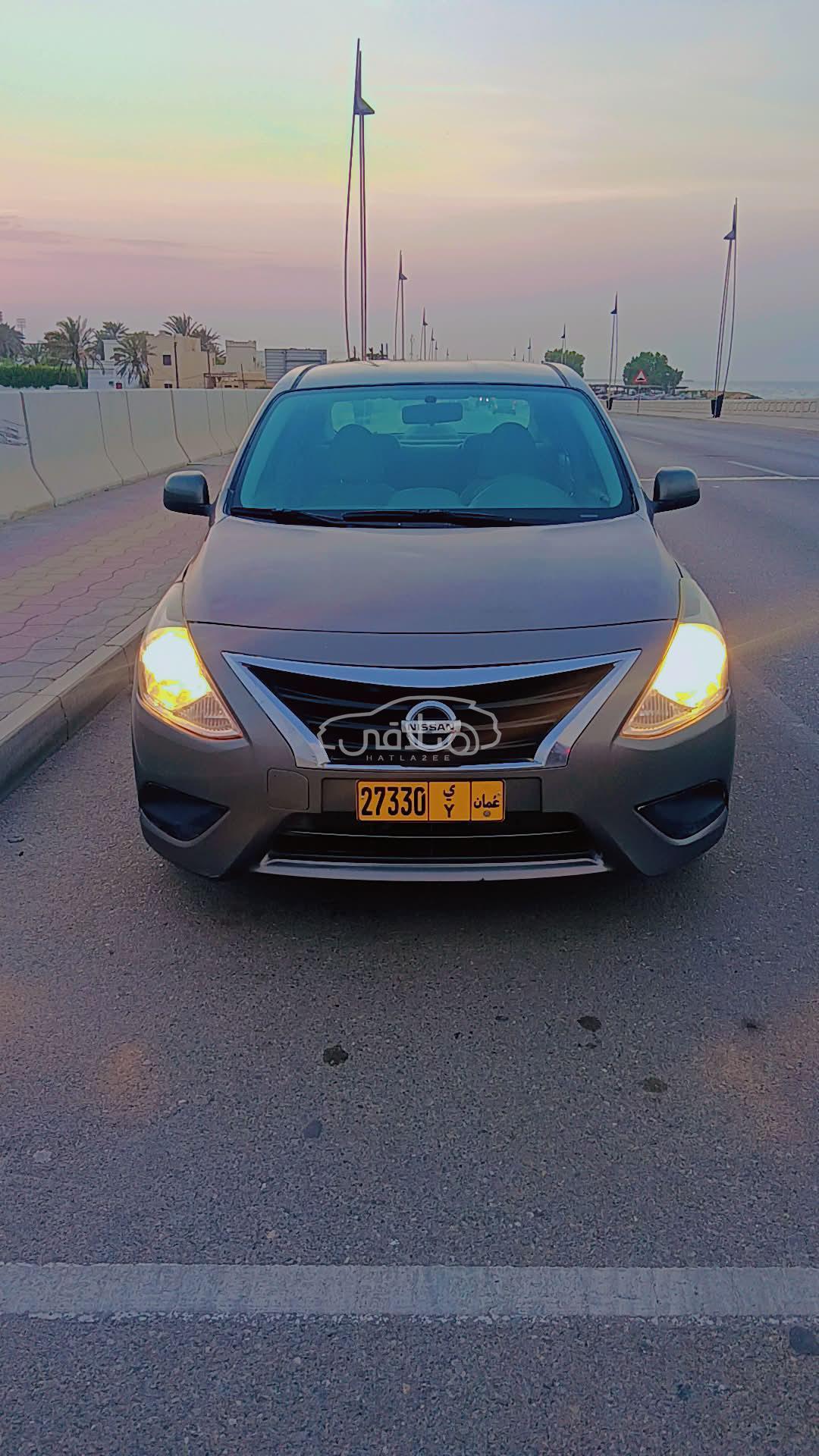 نيسان صنى 2015 للبيع السيب