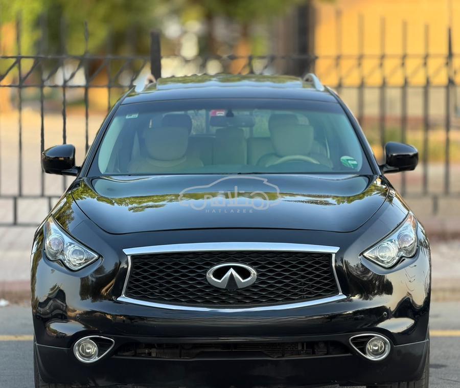 انفينيتي QX70 2017 للبيع الرياض