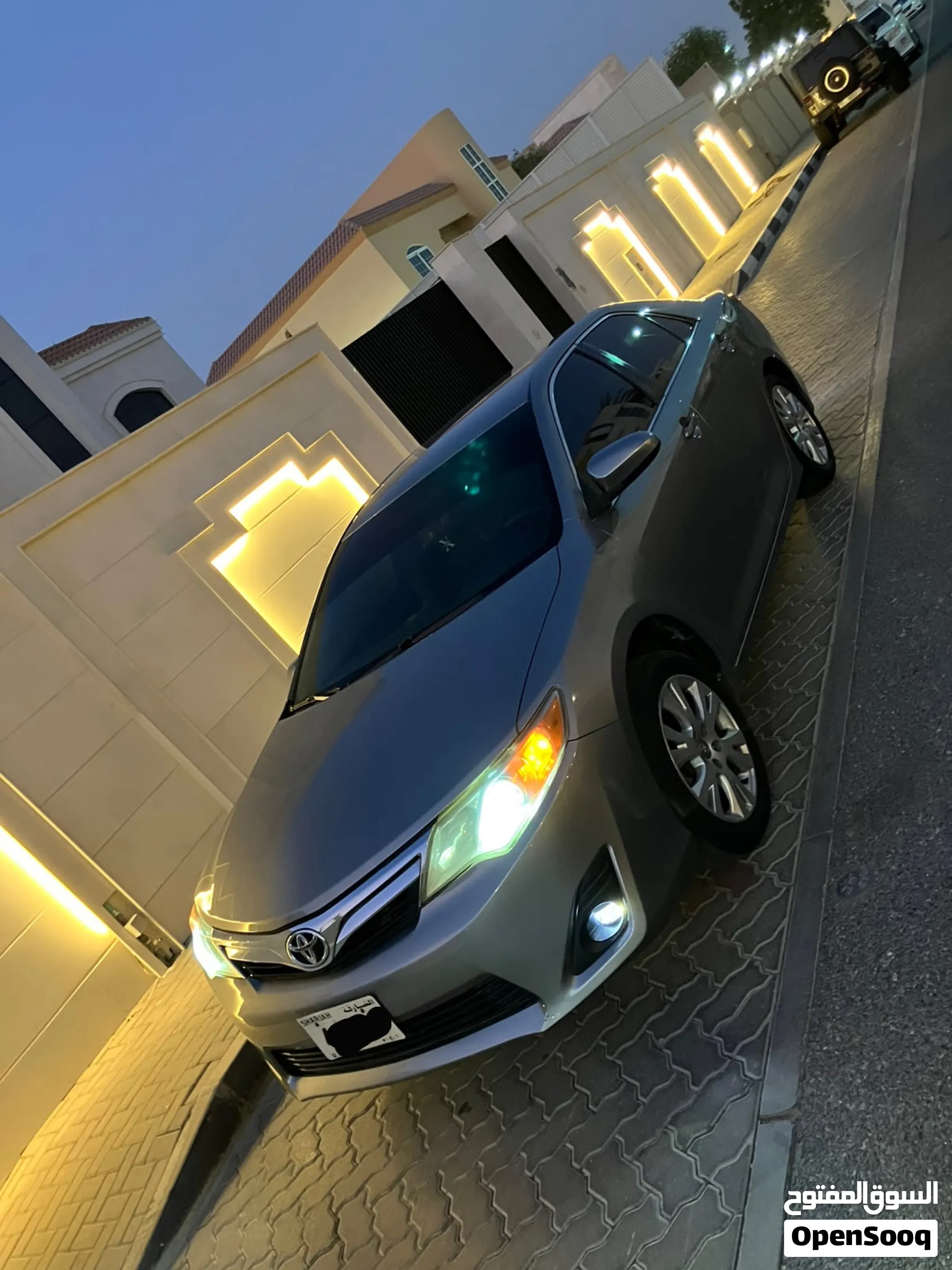 2012 TOYOTA CAMRY SE (( 2ND OWNER ))