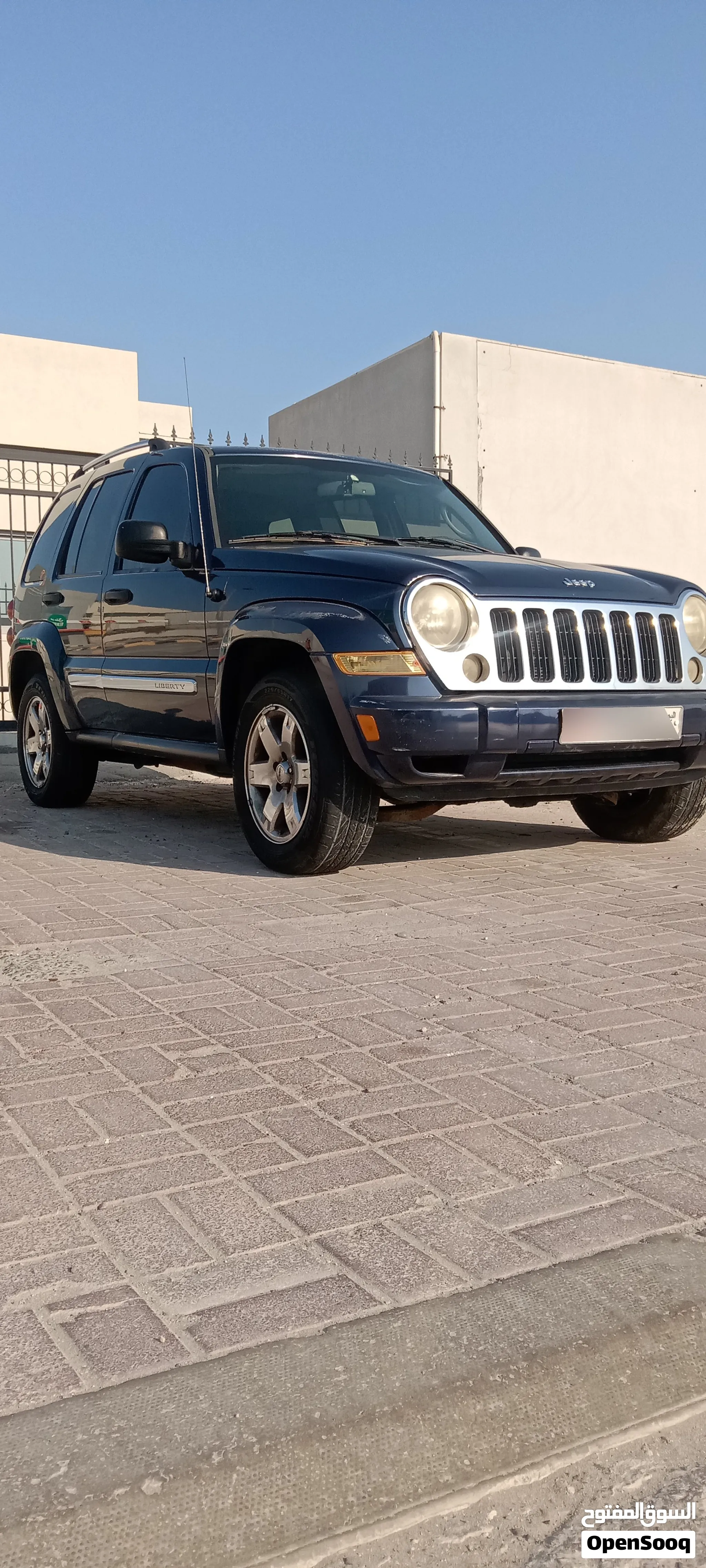 jeep للبيع liberty 2006