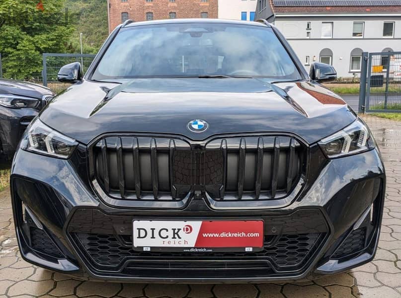 بي ام دبليو إكس 1 Bmw x 1 2023