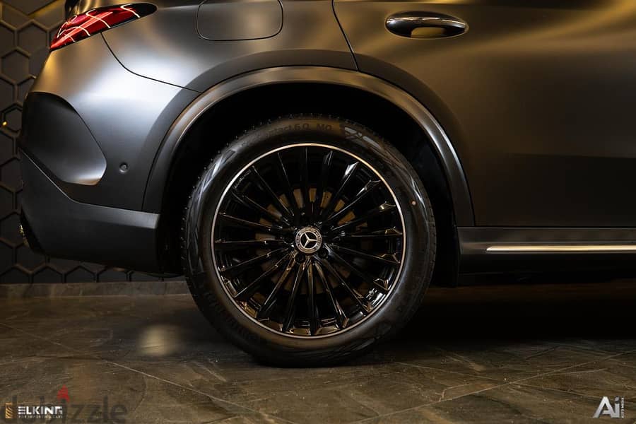 Mercedes Benz Glc 300 premium plus 2024