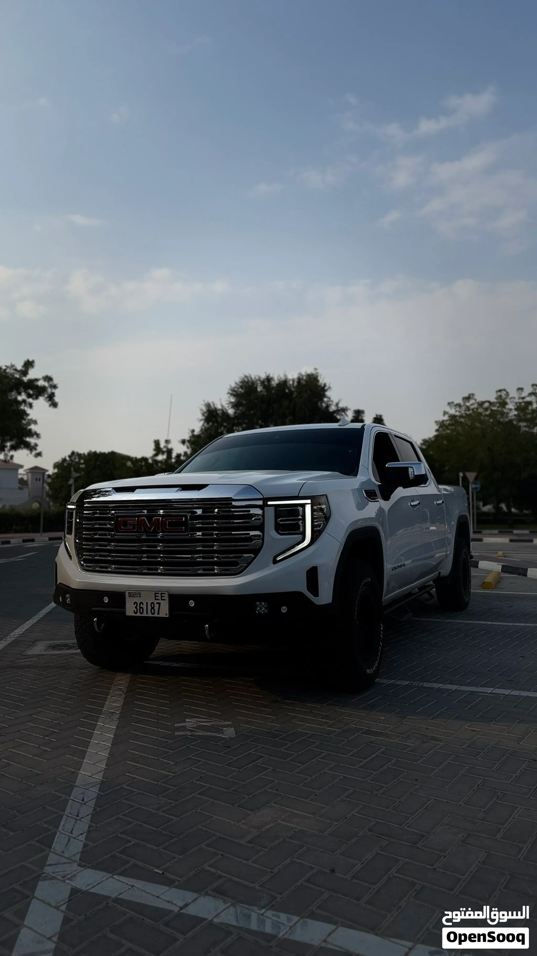 GMC SIERRA DENALI AMAZING DEAL!