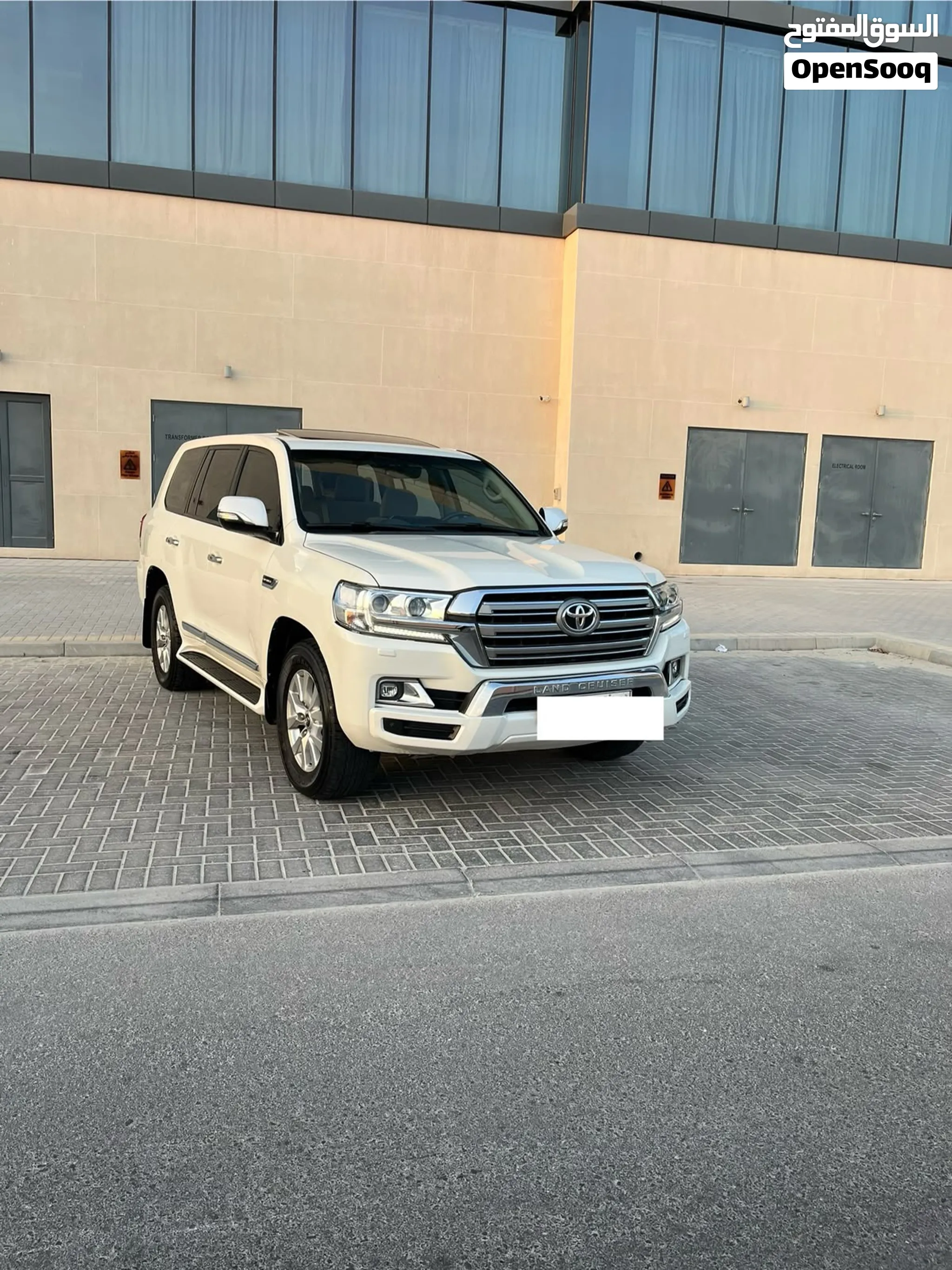 تويوتا لاند كروزر GX-R V6