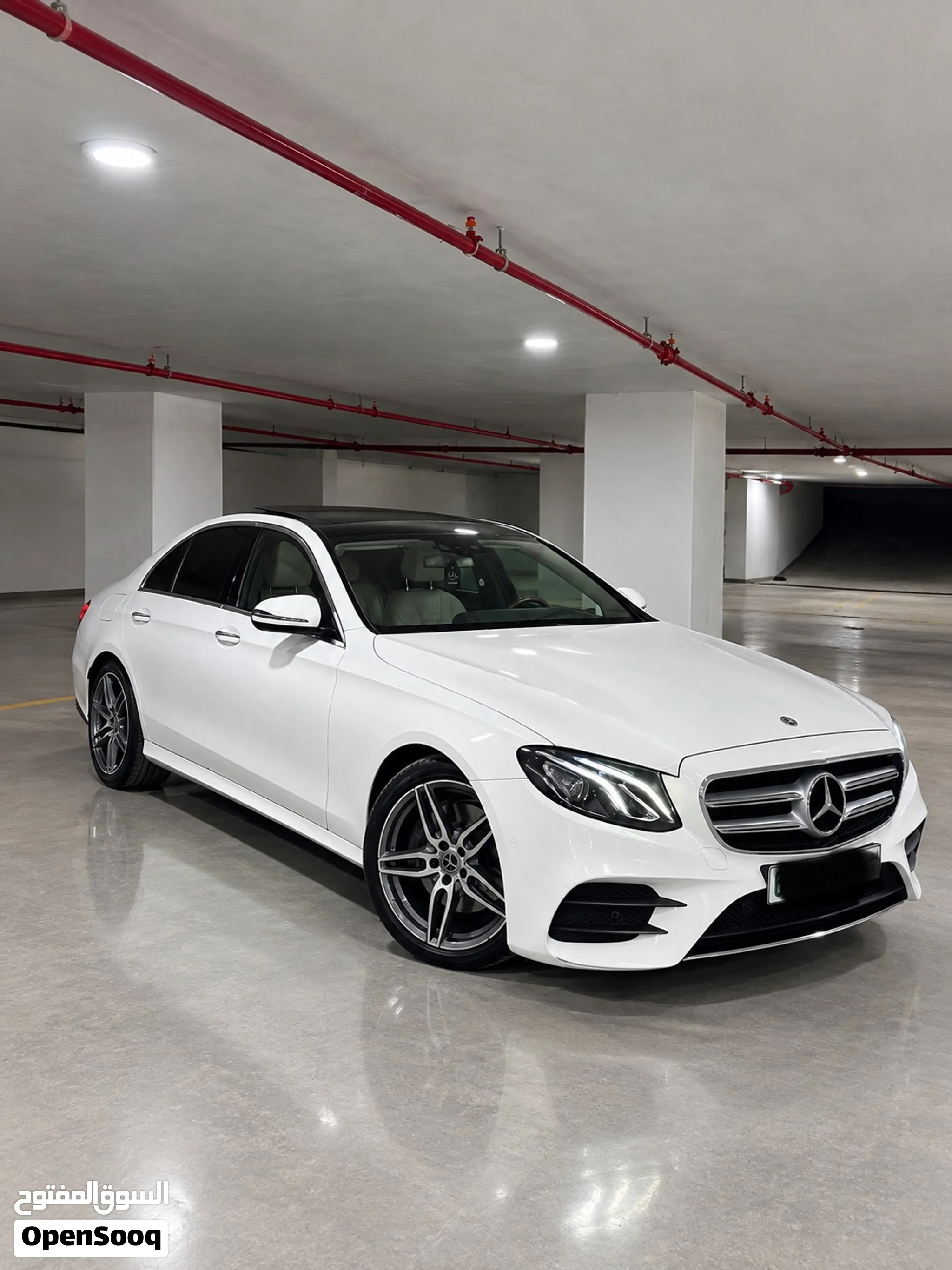 مرسيدس بنزين E200