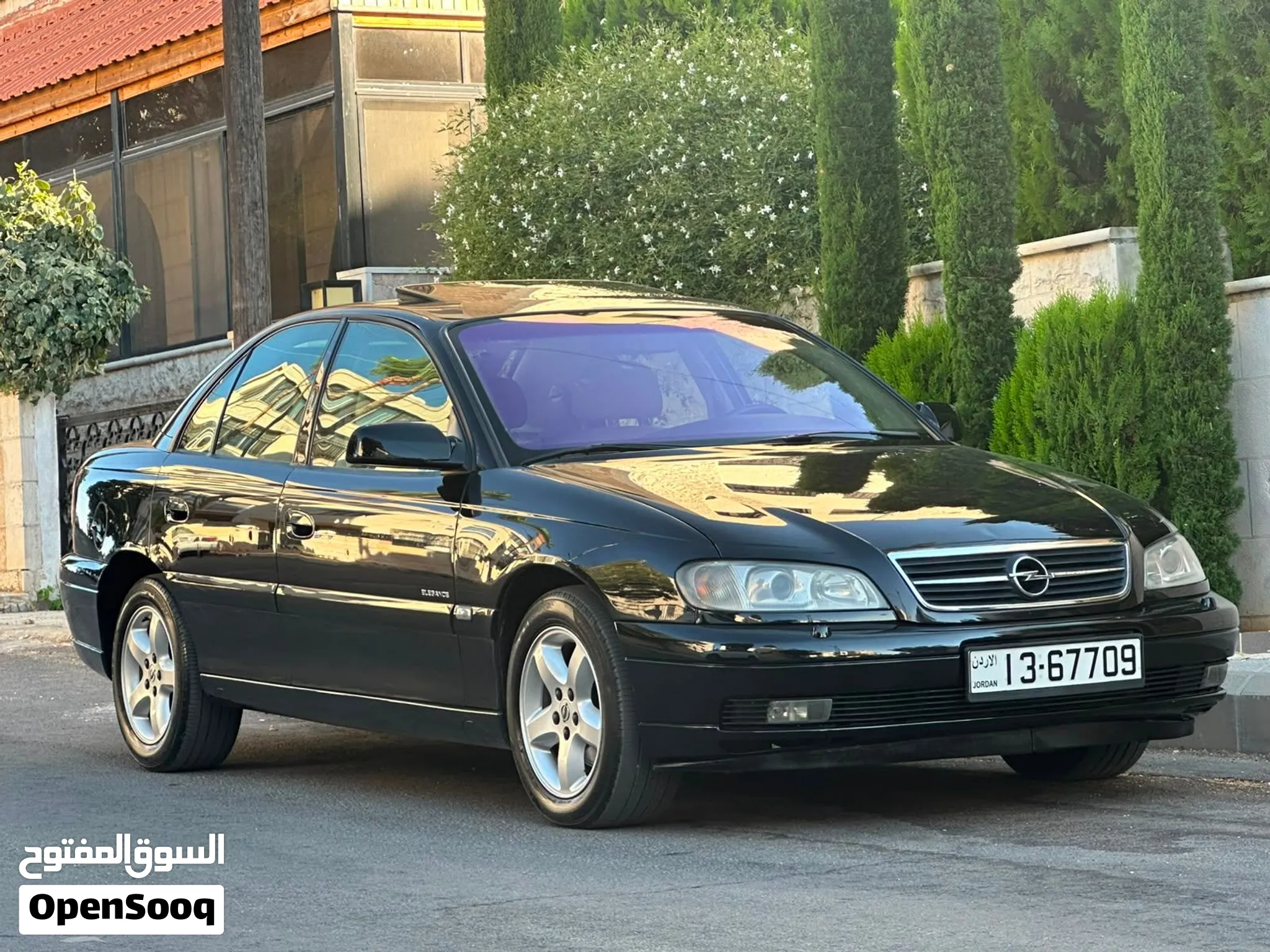 اوبل اوميغا 2003