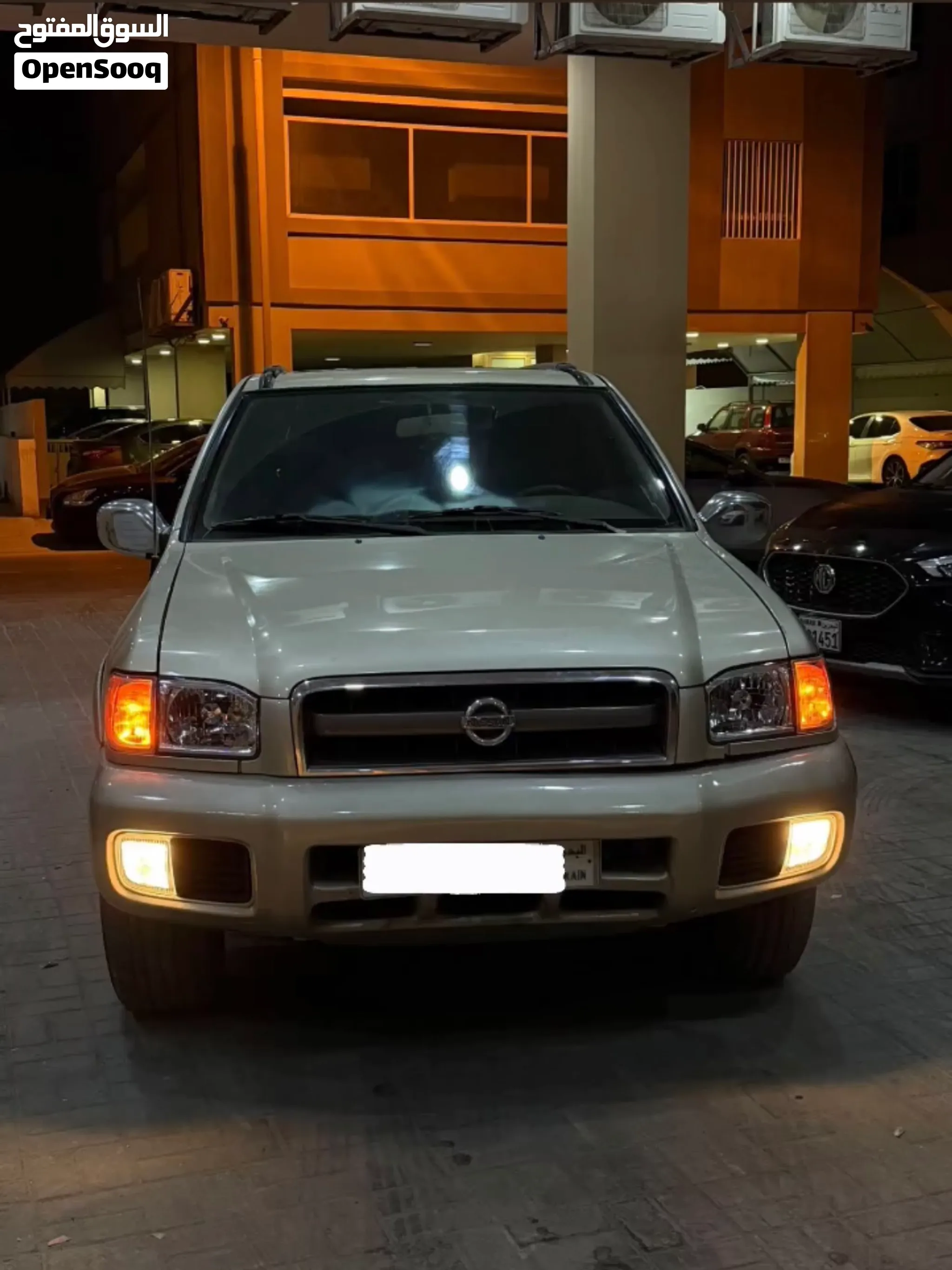 للبيع نيسان باث فندر