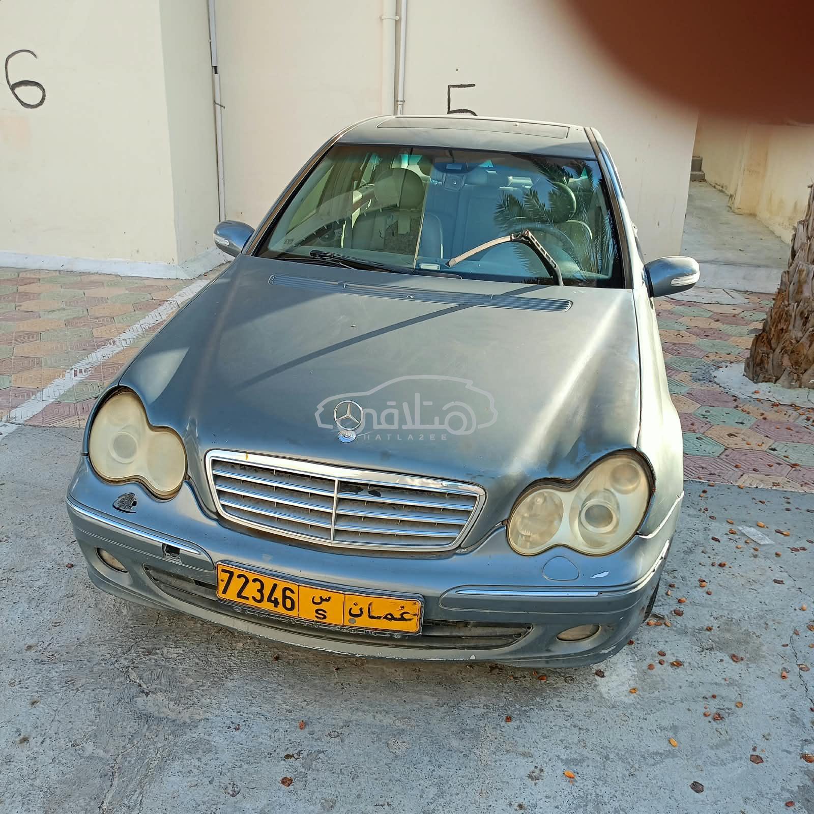 مرسيدس C 200 2001 للبيع القرم