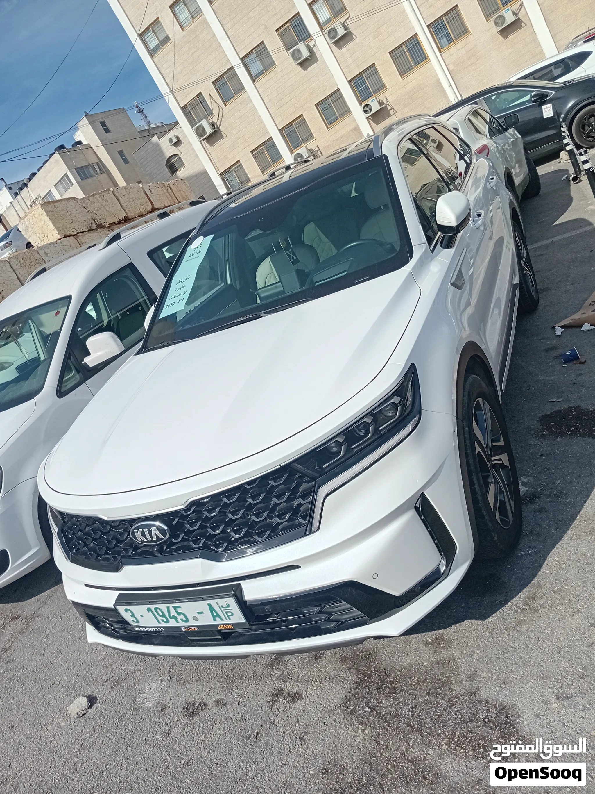 كيا سورينتو هايبرد بيزنس دفع رباعي كامل الاضافات