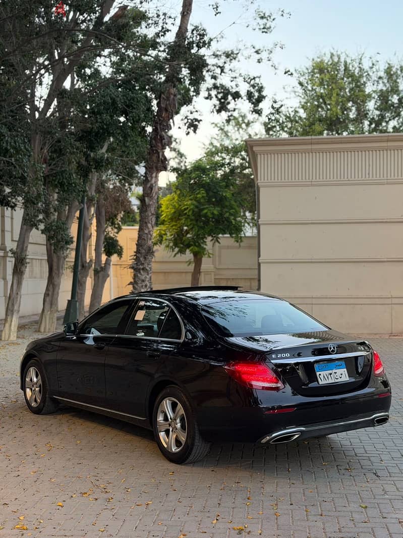 Mercedes-Benz E200 2017