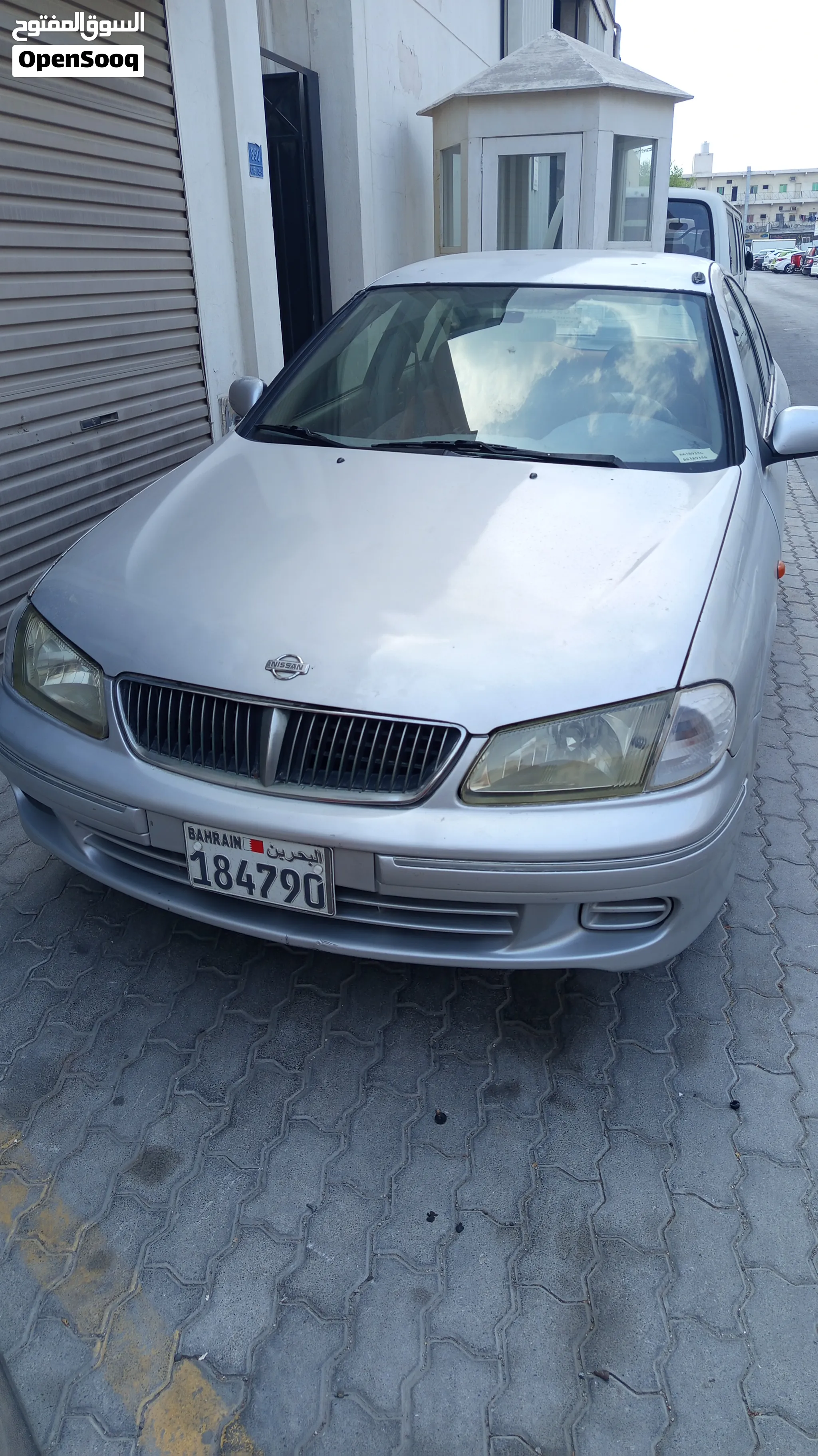 Nissan Sunny 2001