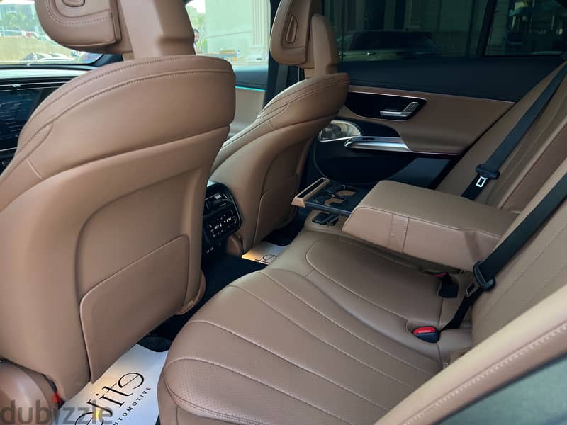 Mercedes-Benz E200 AMG 2025 عفشه و محاور