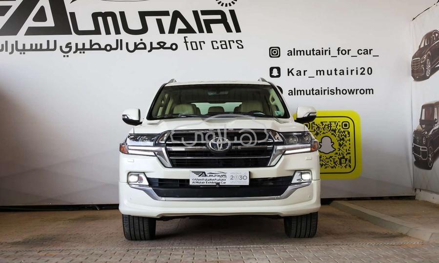 تويوتا لاند كروزر 2020 للبيع الرياض