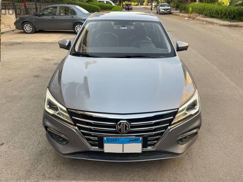 ام جى 5 2021 / MG 5 2021