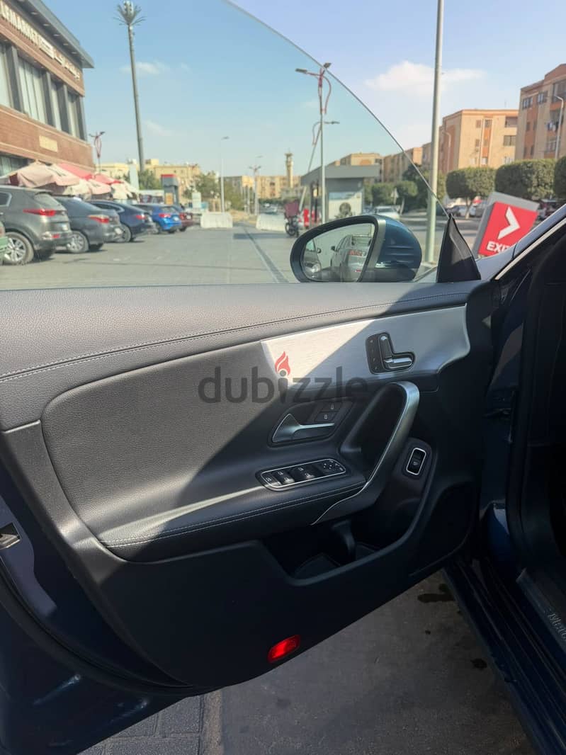 Mercedes-Benz CLA 200 2021
