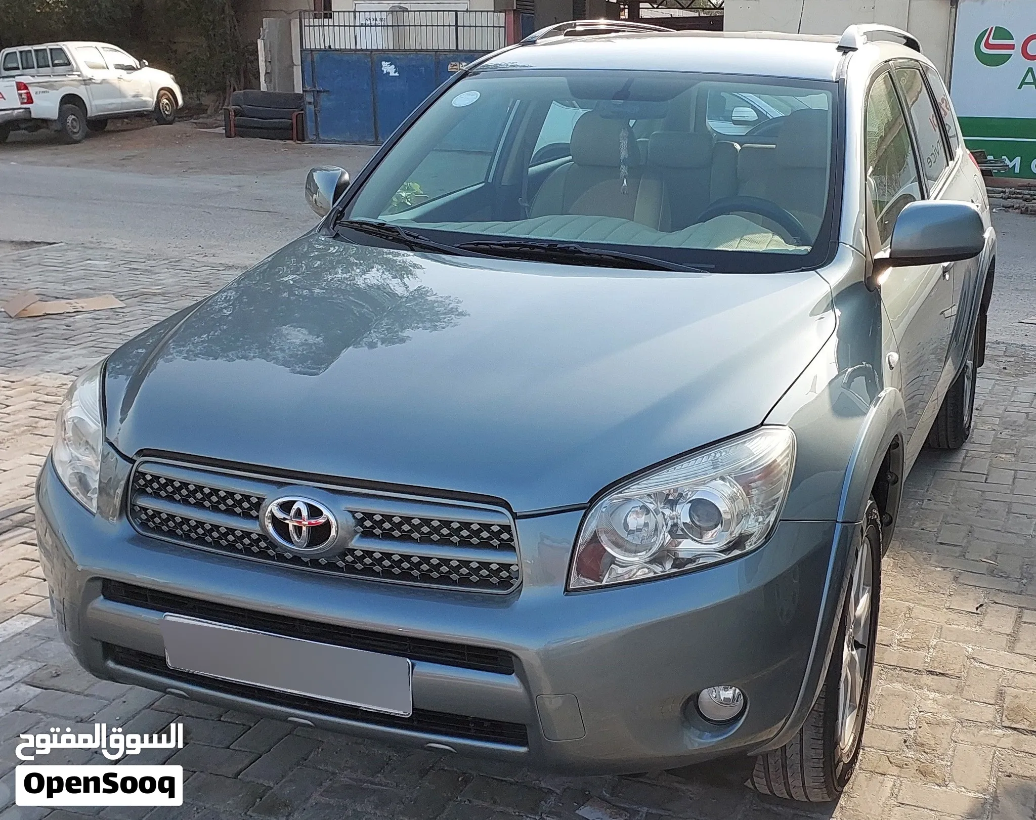 Toyota Rav4 2006 2.4L 4WD with Cruise Control