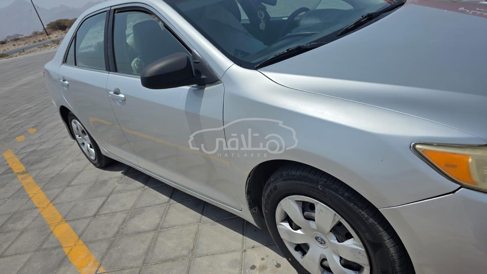 تويوتا كامري 2014 للبيع العامرات