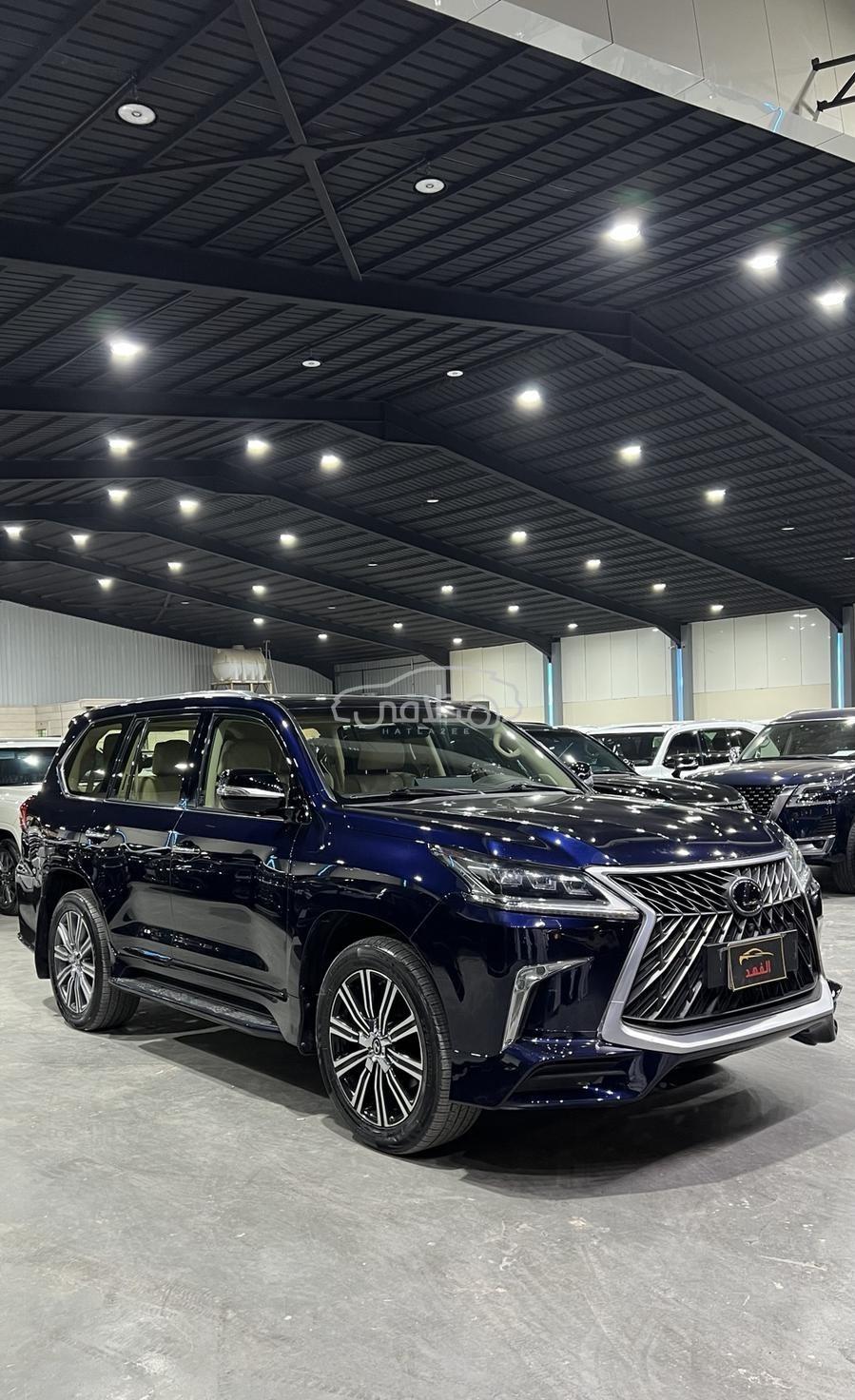 لكزس LX 570 2017 للبيع الرياض