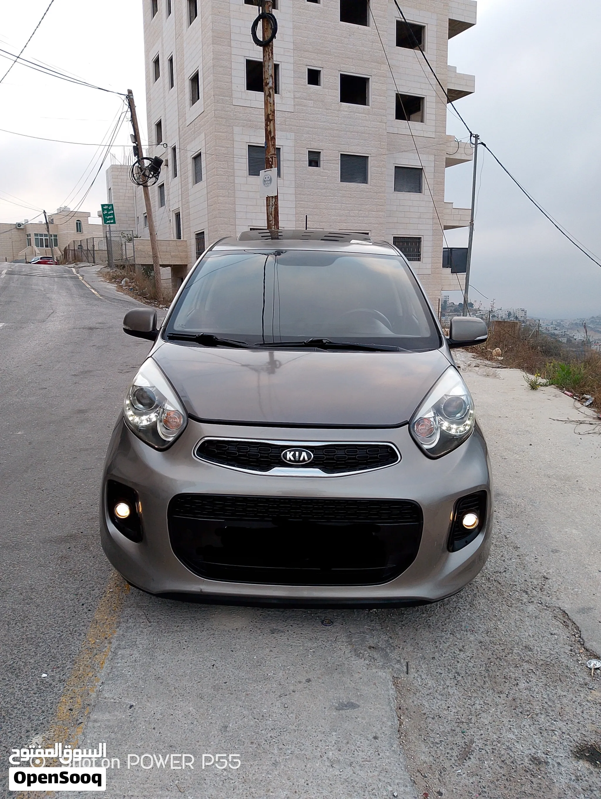 فتحه سقف 2015 GT Laine الخليل