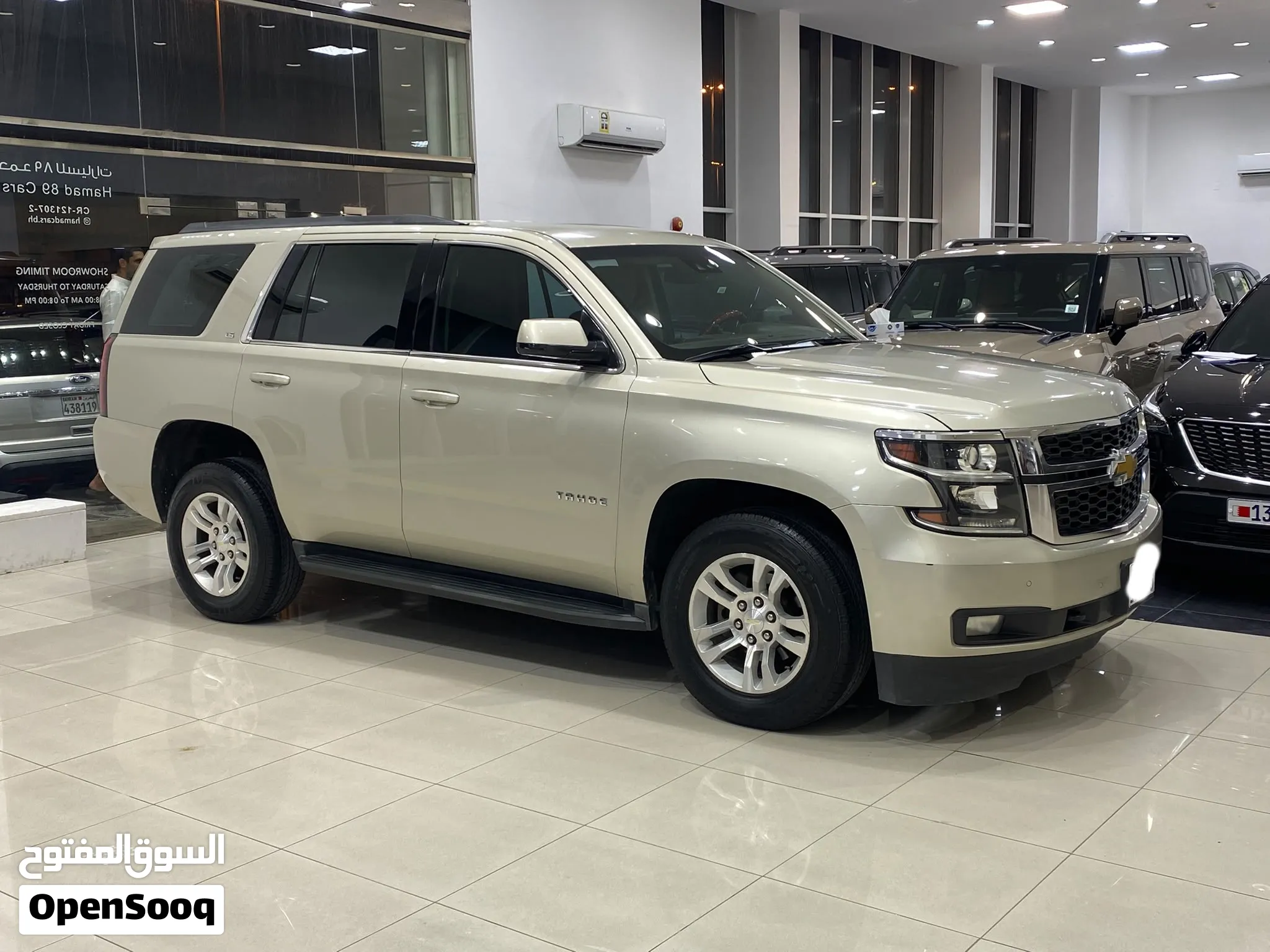 Chevrolet Tahoe LS 2016 (Gold)