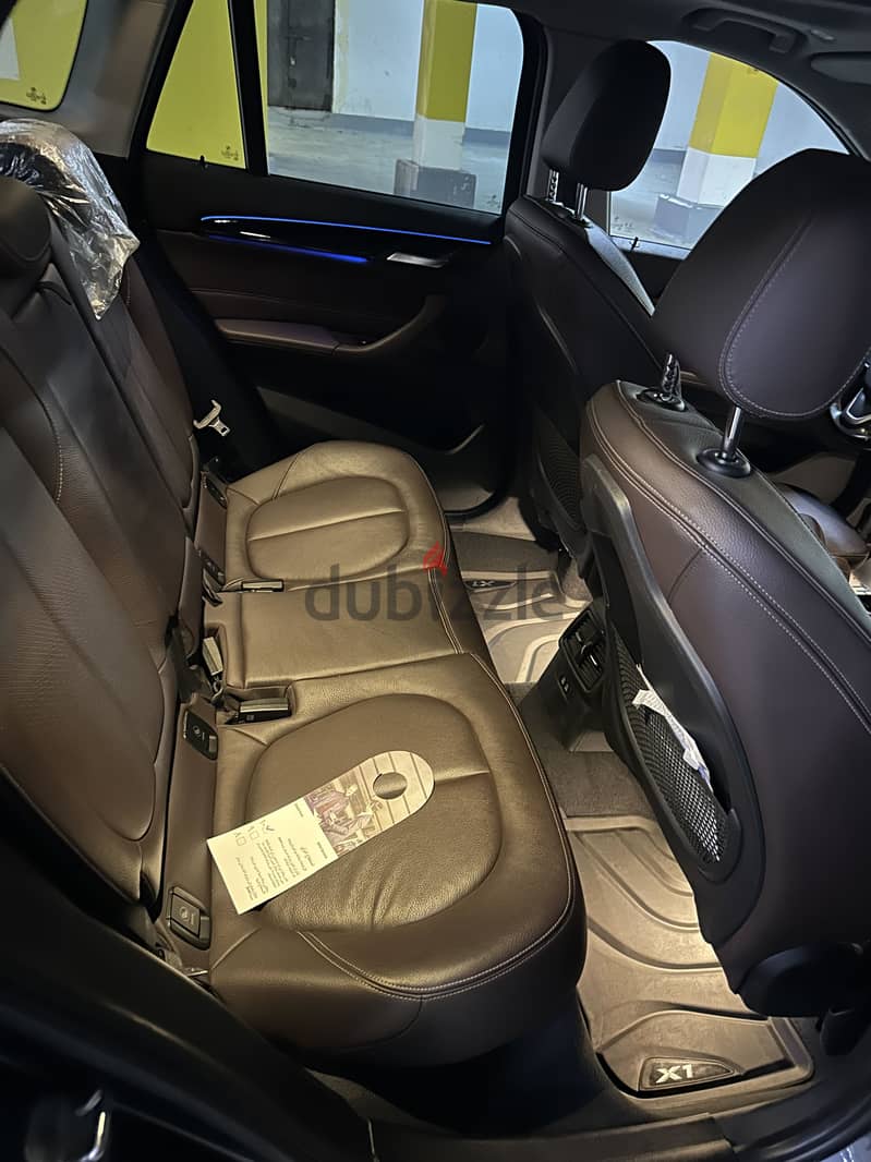 BMW sport line X1 2021