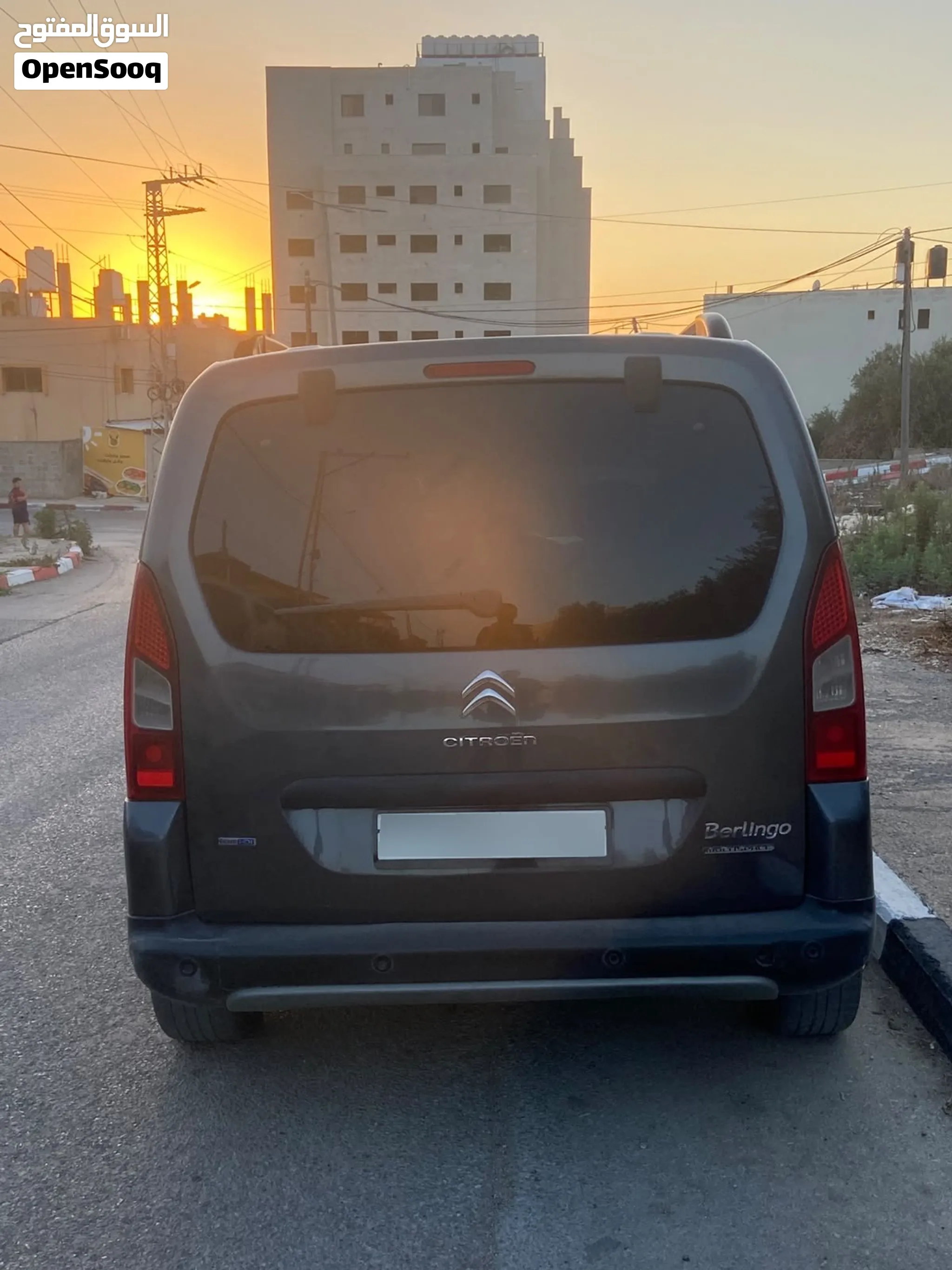 سياره مميزه للبيع