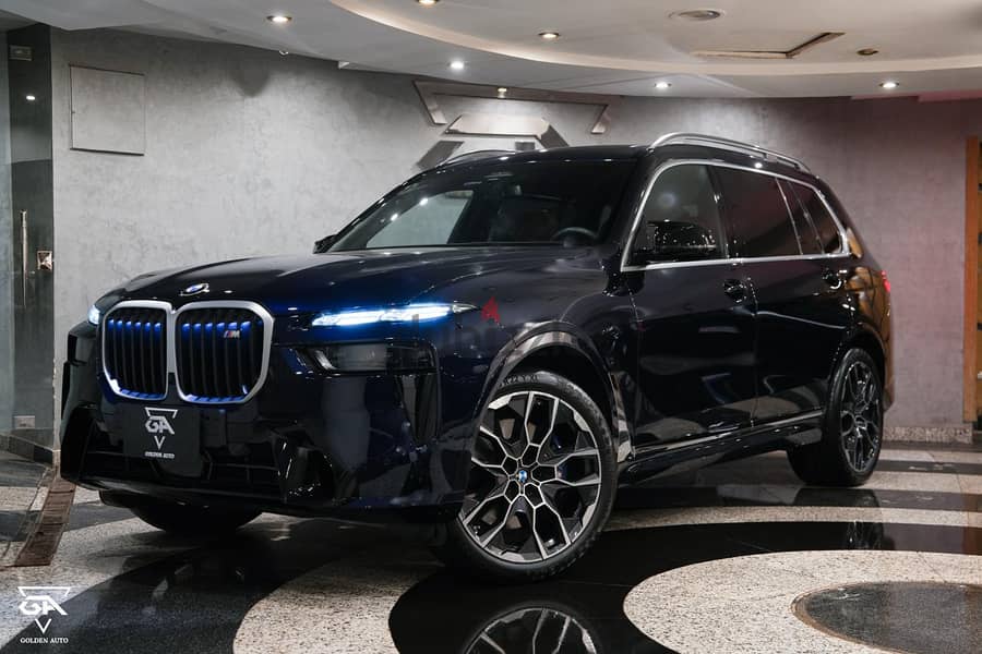 BMW X7 M60i 2025