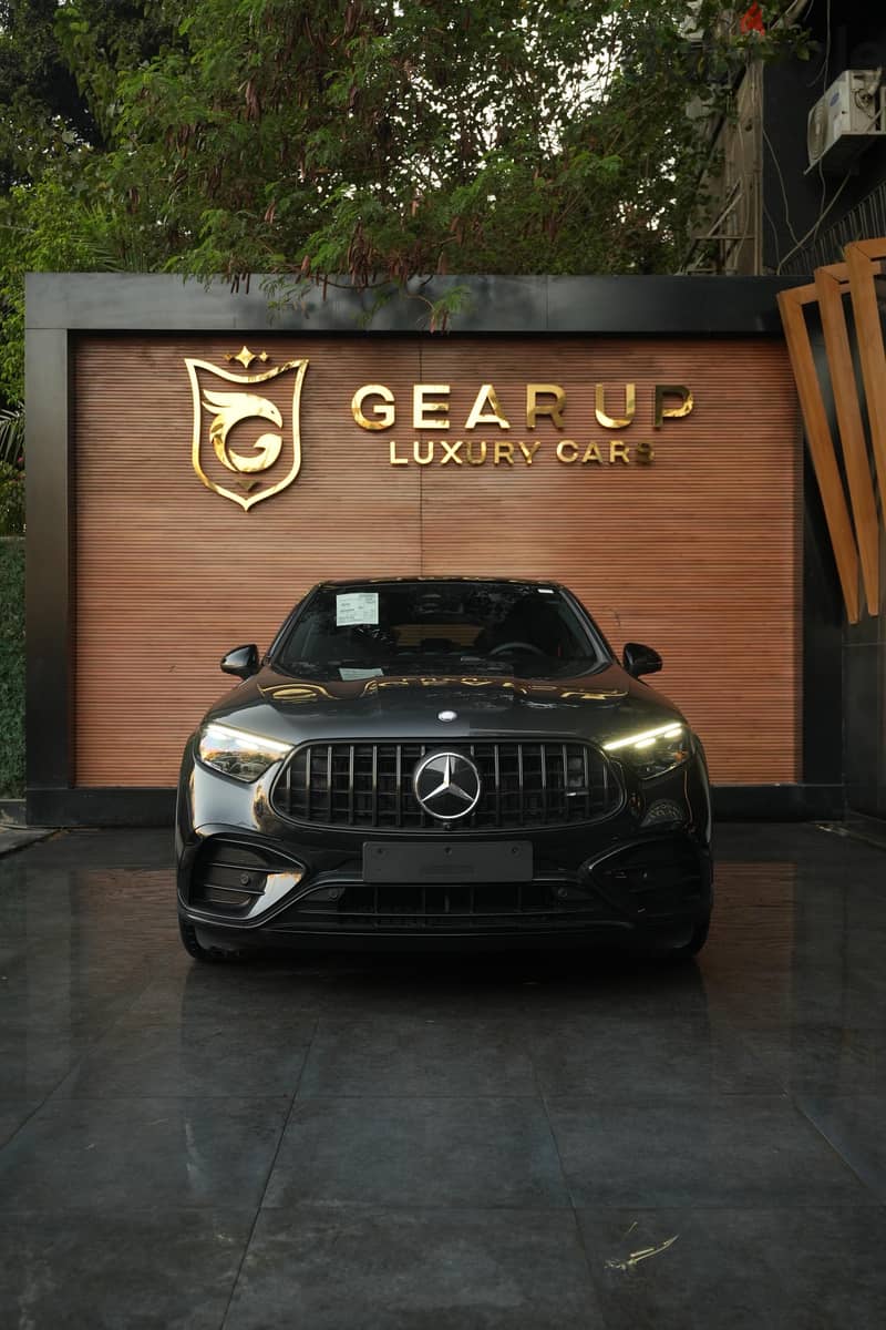 Mercedes-AMG GLC 43 Coupé 2026 مرسيدس metallic gray
