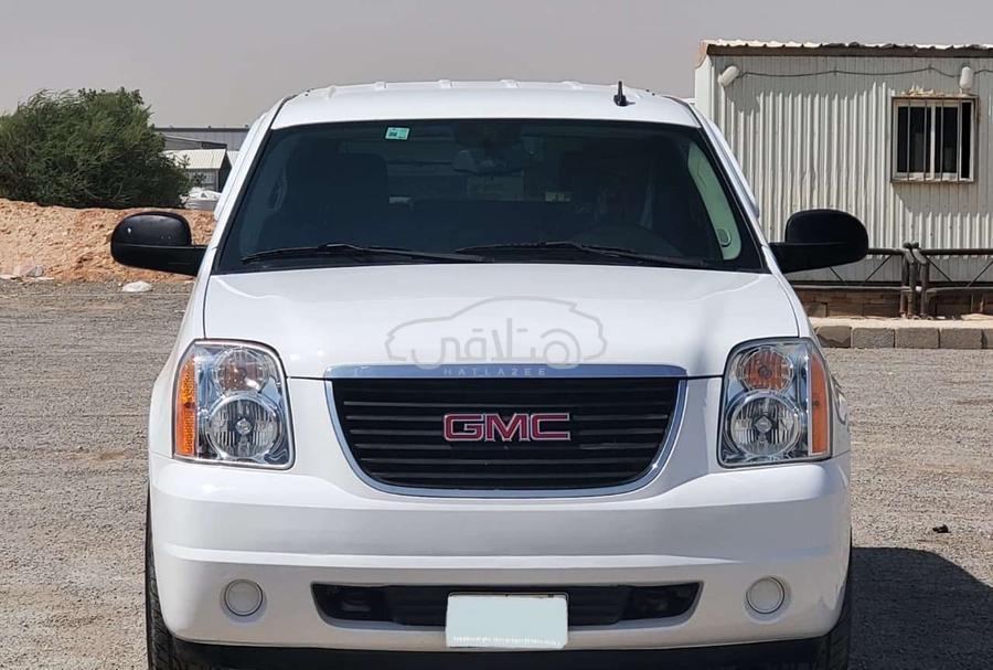 جى ام سى يوكون 2009 للبيع الرياض