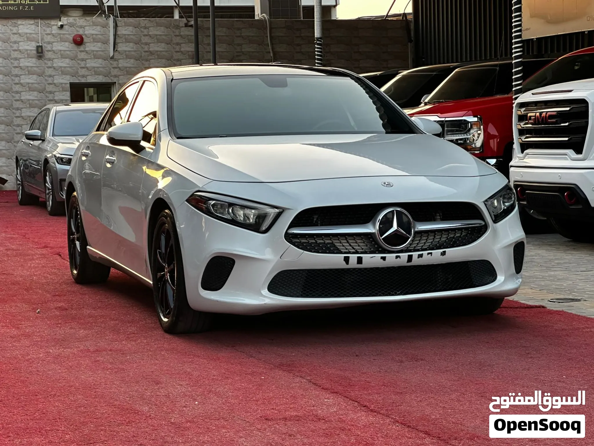 مرسيدس بنز A220 US Specs 2020 2.0L V4 Panoramic roof