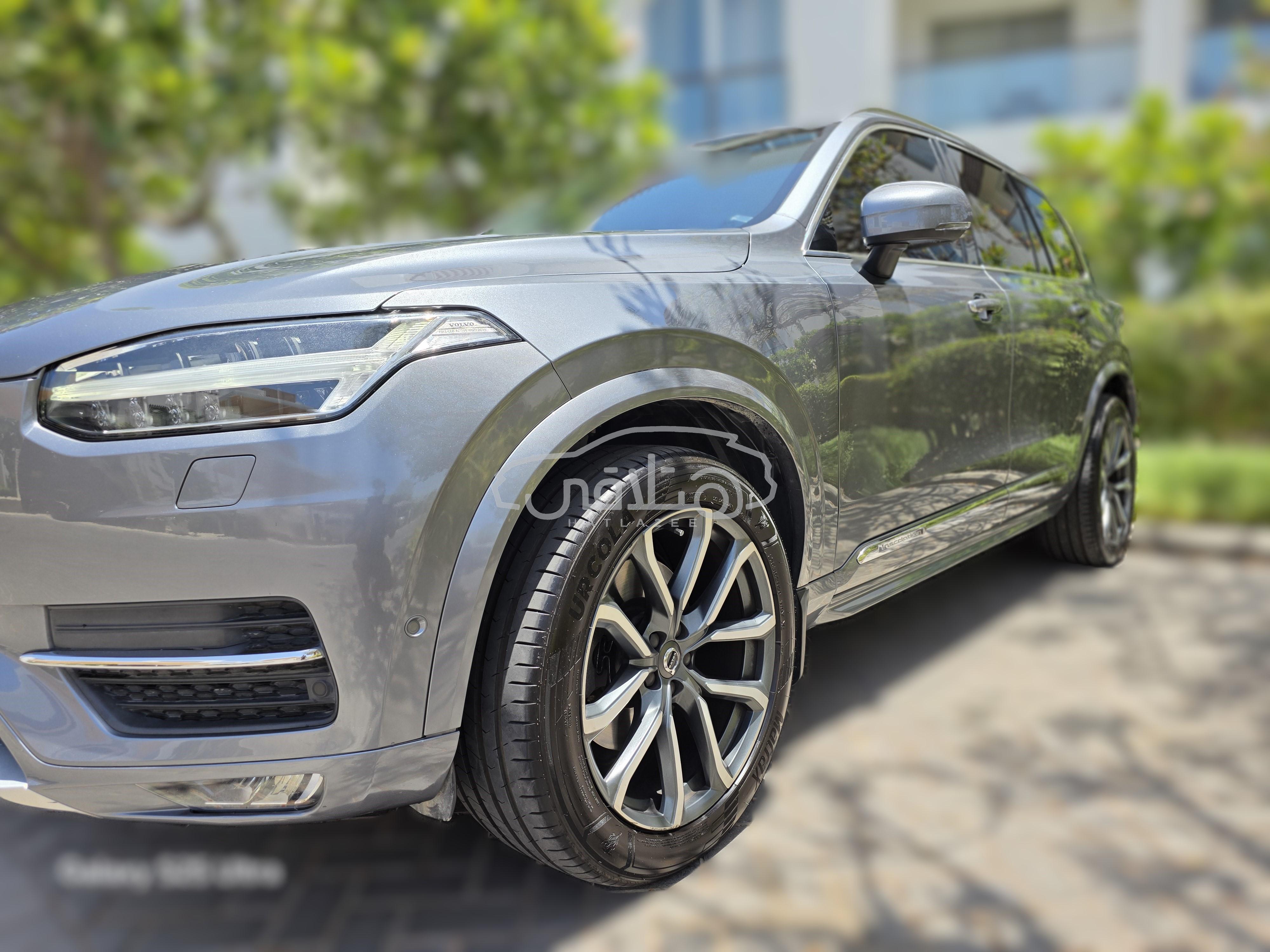 فولفو XC90 2016 للبيع الموج