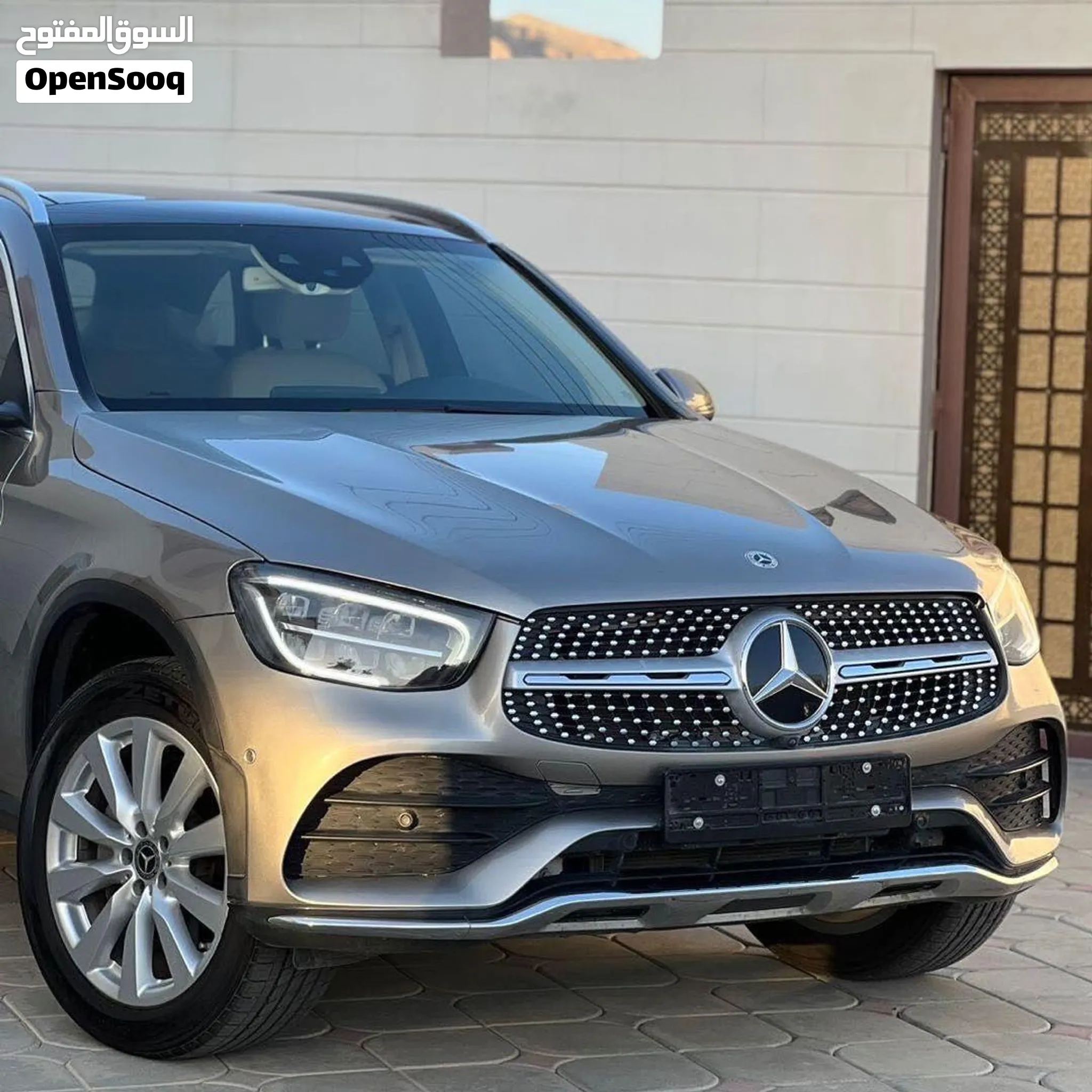 مرسيدس GLC300 للبيع او البدل 2020