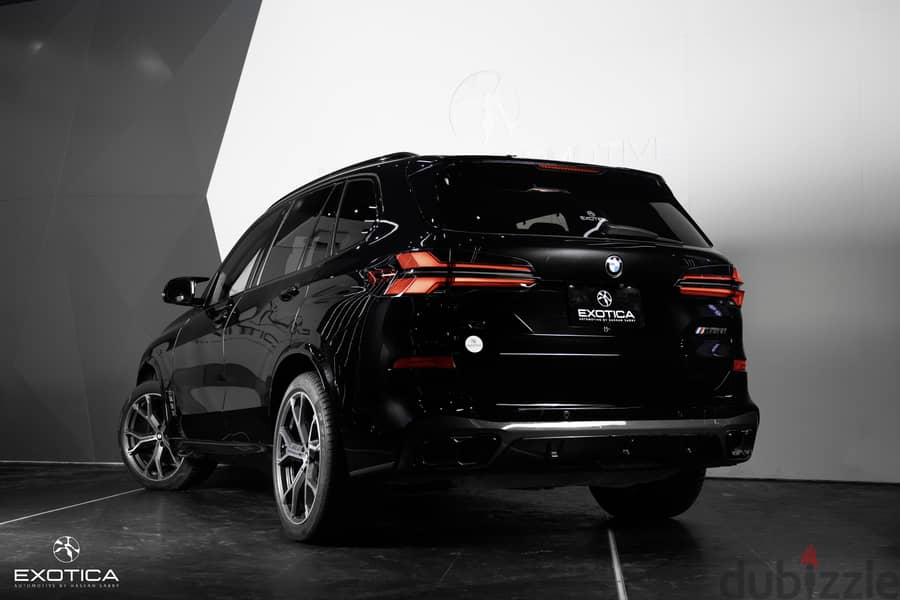 BMW X5 M60i 2025
