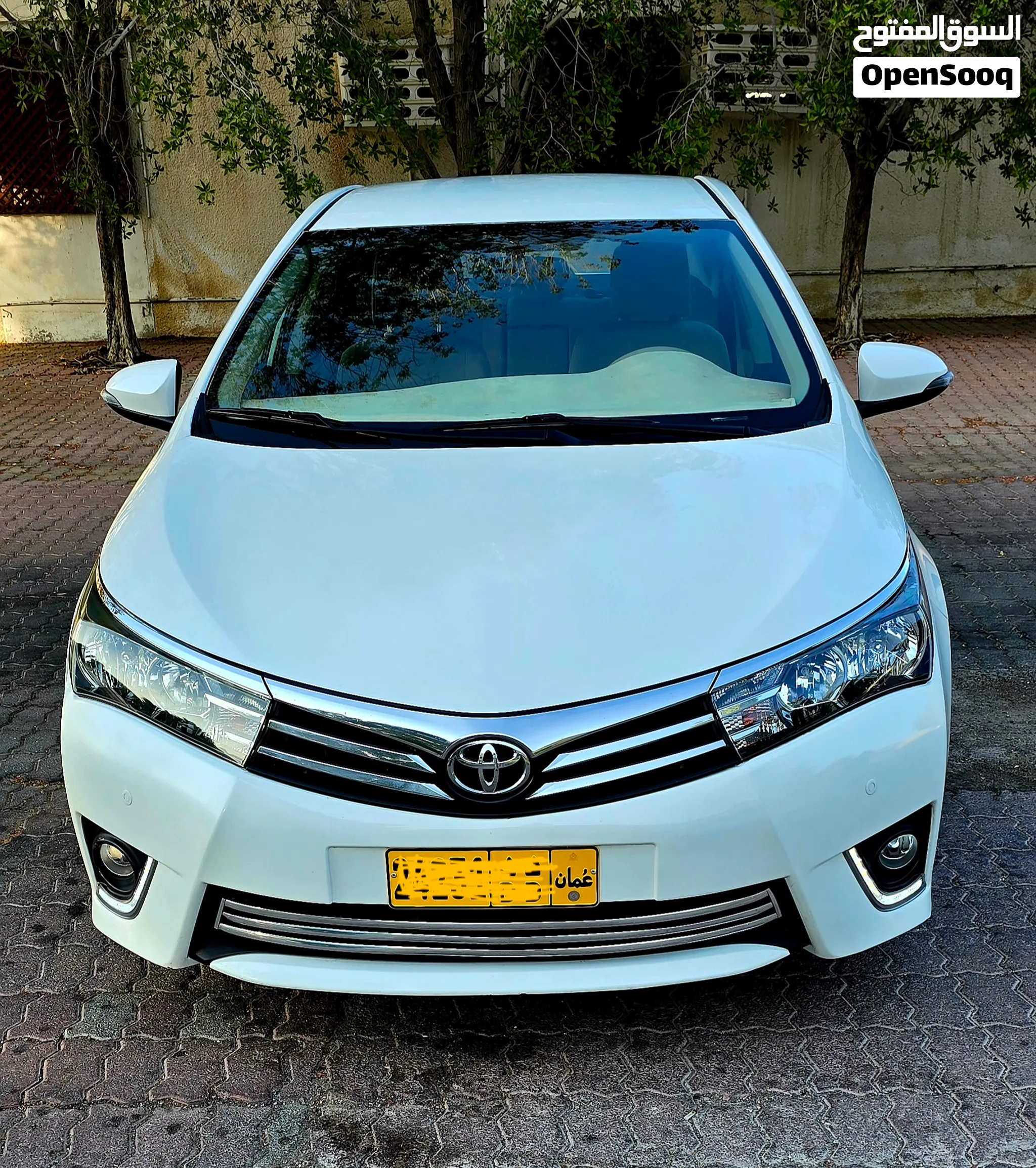 toyota corolla 2015 very neat