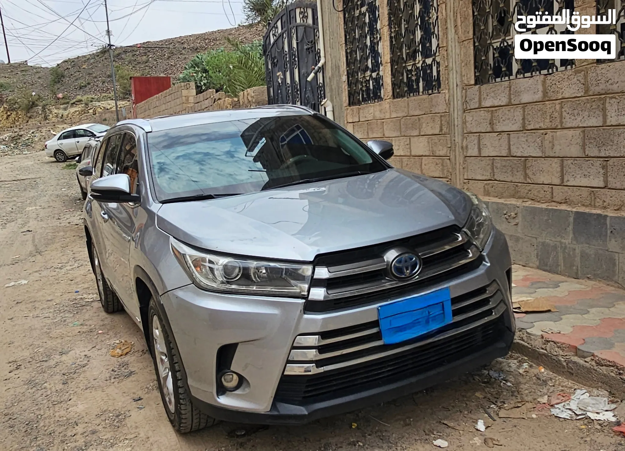 من المالك شخصيا هيلندر 2019 ماشي 69 صدمه صدام فق�