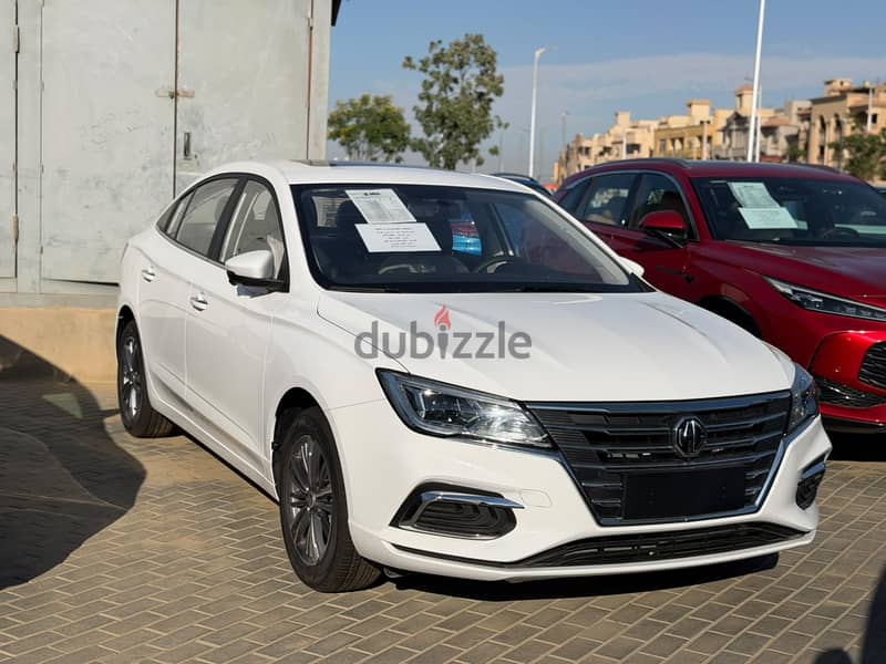 MG 5 2027 لاكشري علي سنه بدون فوايد و قسطين هديه