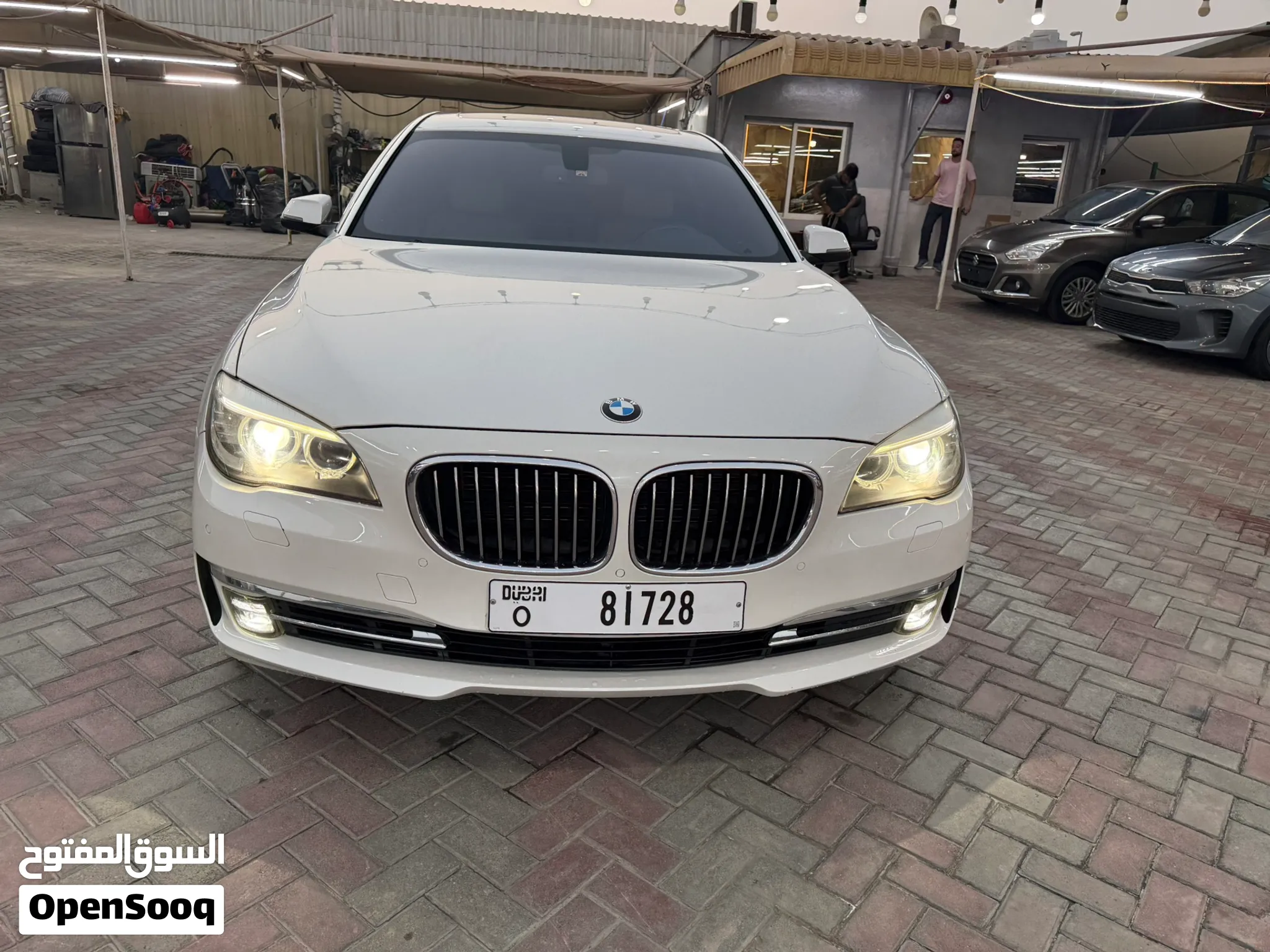 بي ام دبليو 740 خليجي فول اوبشن موديل 2015