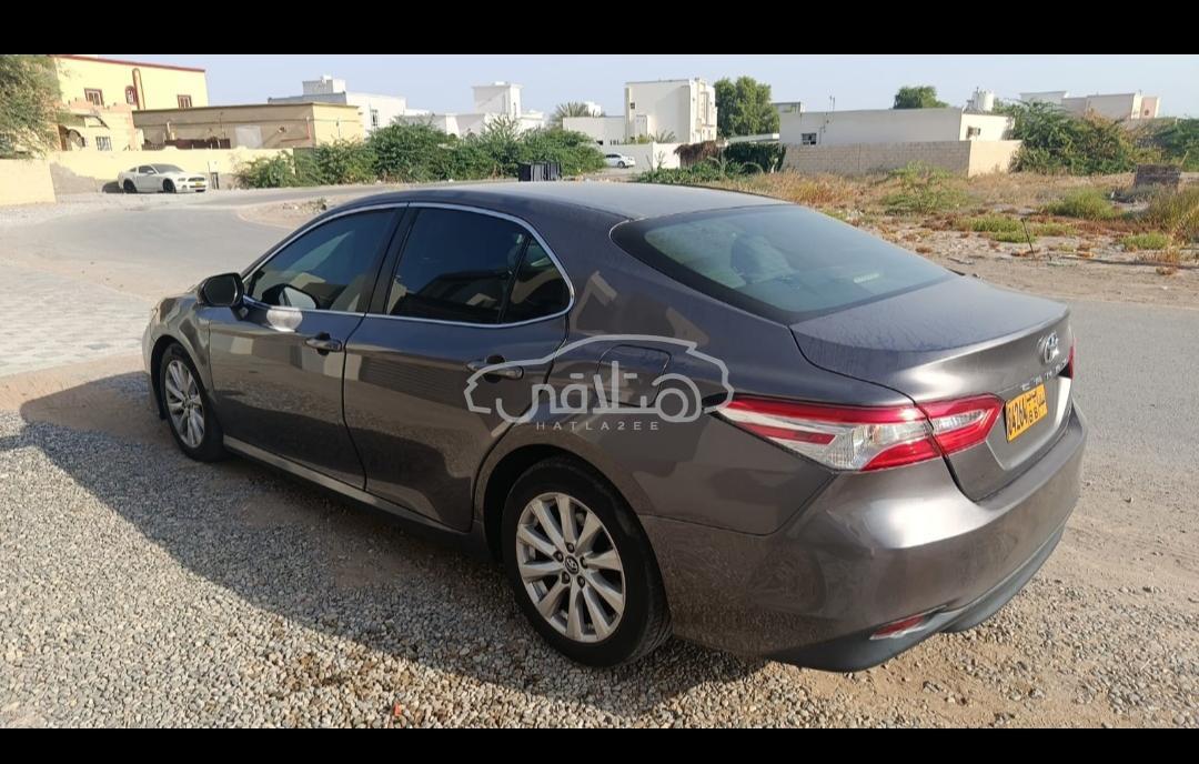 تويوتا كامري 2018 للبيع العامرات